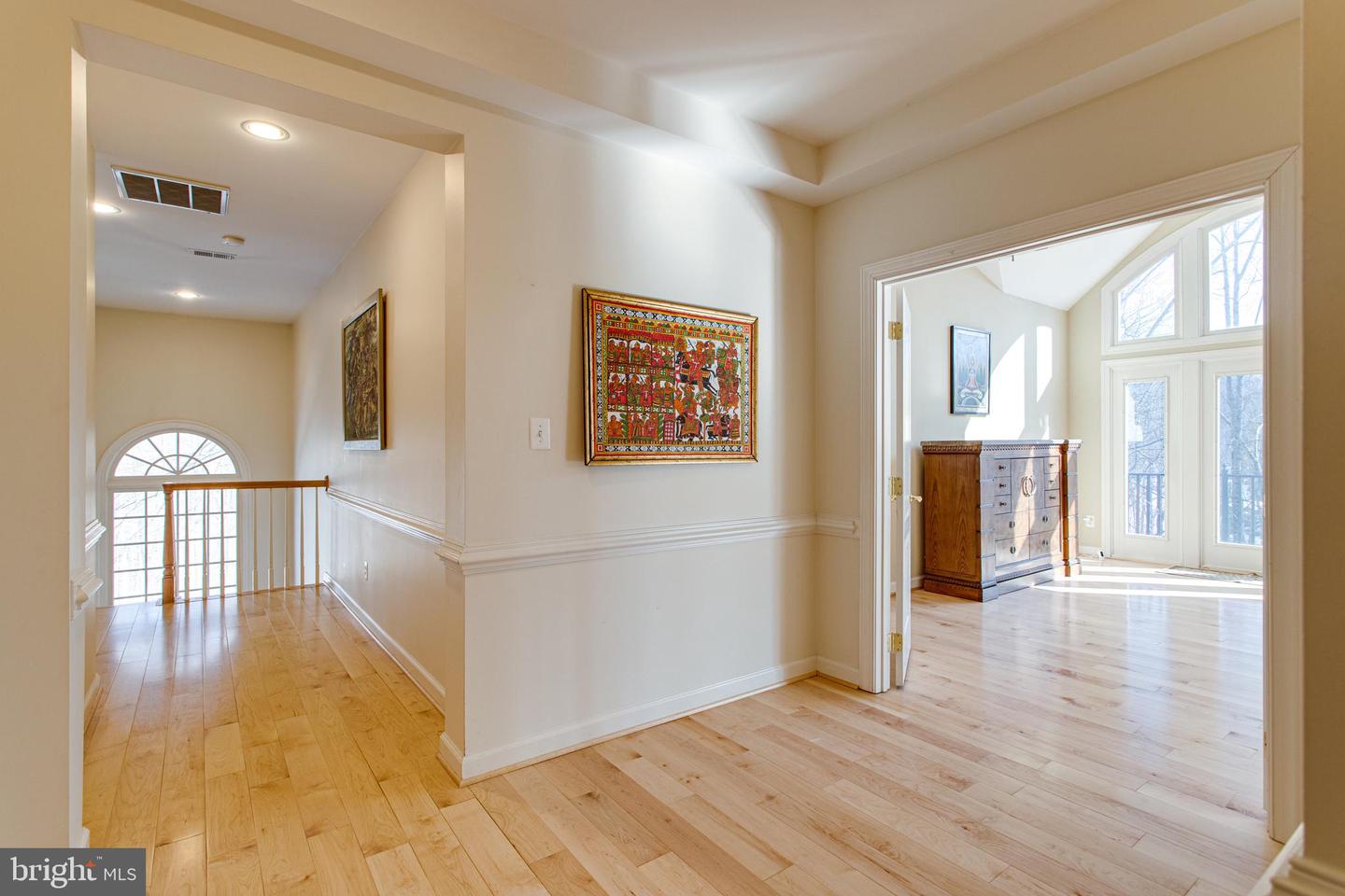 891 CHINQUAPIN RD, MCLEAN, Virginia 22102, 5 Bedrooms Bedrooms, 28 Rooms Rooms,5 BathroomsBathrooms,Residential,For sale,891 CHINQUAPIN RD,VAFX2217852 MLS # VAFX2217852