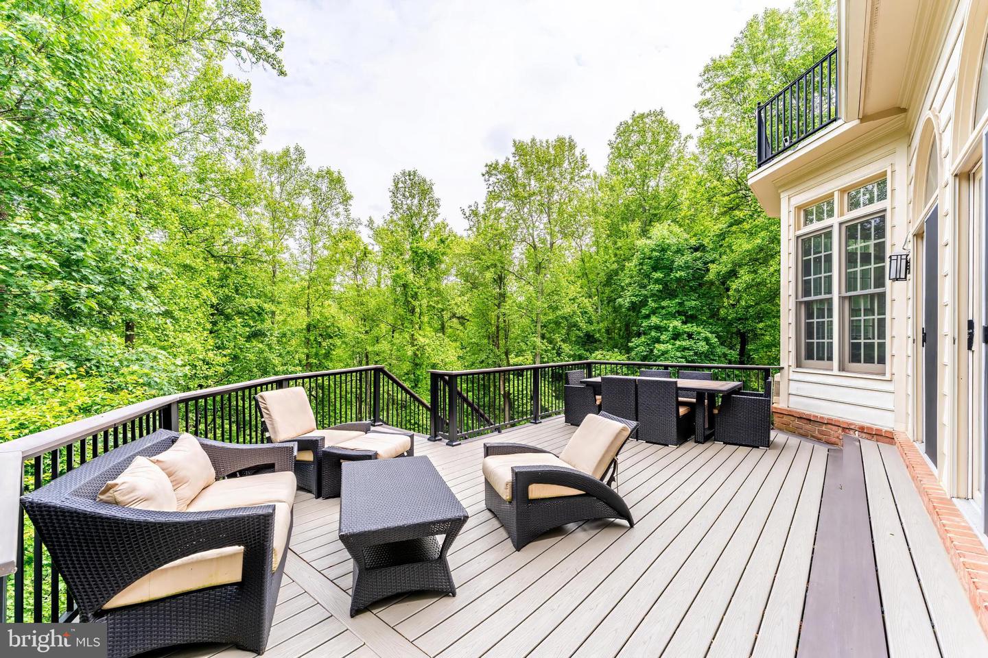891 CHINQUAPIN RD, MCLEAN, Virginia 22102, 5 Bedrooms Bedrooms, 28 Rooms Rooms,5 BathroomsBathrooms,Residential,For sale,891 CHINQUAPIN RD,VAFX2217852 MLS # VAFX2217852