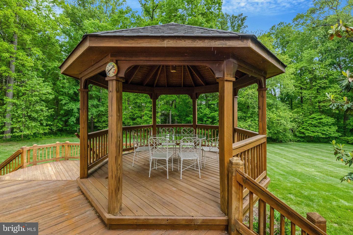 10286 JOHNS HOLLOW RD, VIENNA, Virginia 22182, 6 Bedrooms Bedrooms, ,4 BathroomsBathrooms,Residential,For sale,10286 JOHNS HOLLOW RD,VAFX2222992 MLS # VAFX2222992