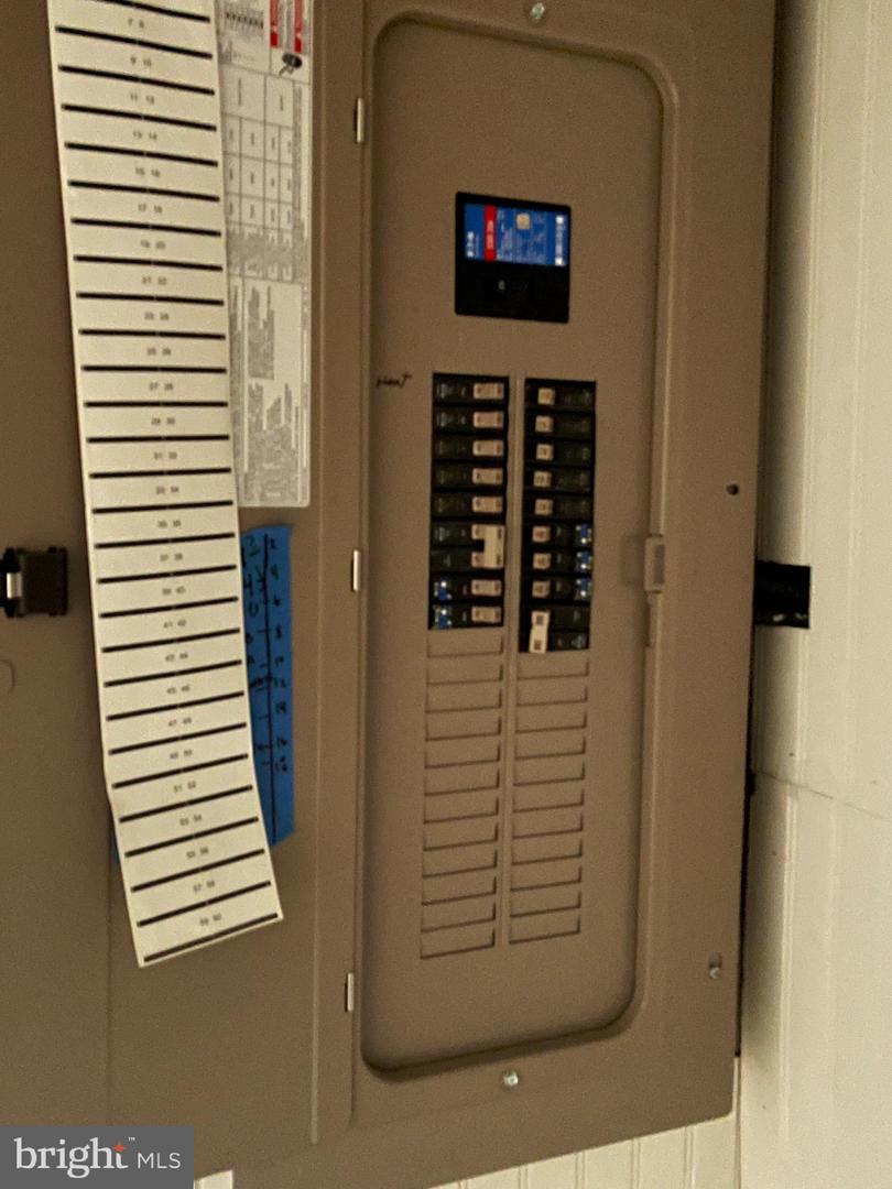 817 51ST ST NE, WASHINGTON, District Of Columbia 20019, 2 Bedrooms Bedrooms, ,1 BathroomBathrooms,Residential,For sale,817 51ST ST NE,DCDC2187534 MLS # DCDC2187534