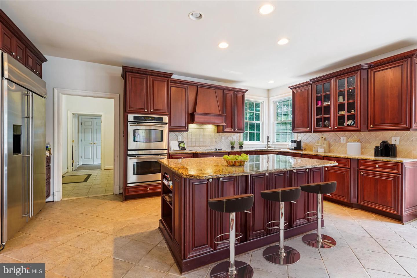 6975 IDYLWOOD RD, FALLS CHURCH, Virginia 22043, 5 Bedrooms Bedrooms, ,4 BathroomsBathrooms,Residential,For sale,6975 IDYLWOOD RD,VAFX2256082 MLS # VAFX2256082