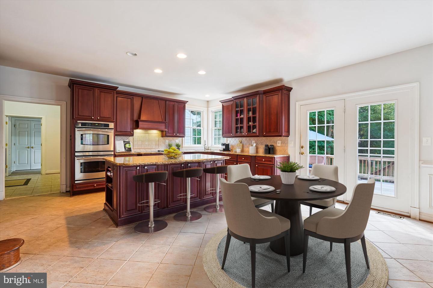 6975 IDYLWOOD RD, FALLS CHURCH, Virginia 22043, 5 Bedrooms Bedrooms, ,4 BathroomsBathrooms,Residential,For sale,6975 IDYLWOOD RD,VAFX2256082 MLS # VAFX2256082
