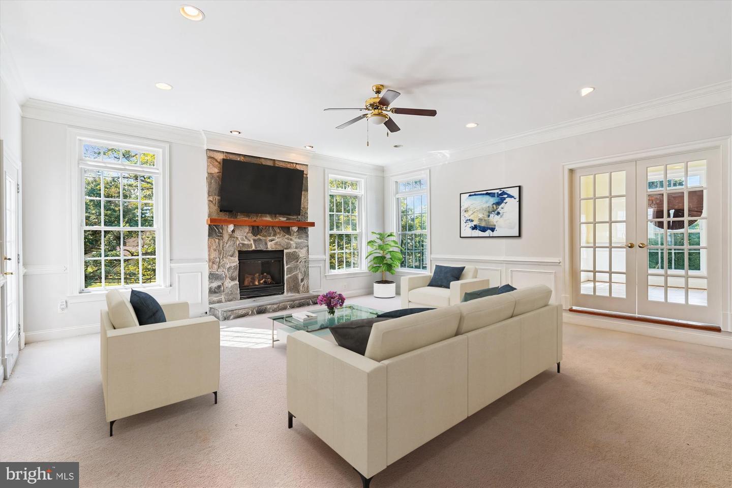 6975 IDYLWOOD RD, FALLS CHURCH, Virginia 22043, 5 Bedrooms Bedrooms, ,4 BathroomsBathrooms,Residential,For sale,6975 IDYLWOOD RD,VAFX2256082 MLS # VAFX2256082
