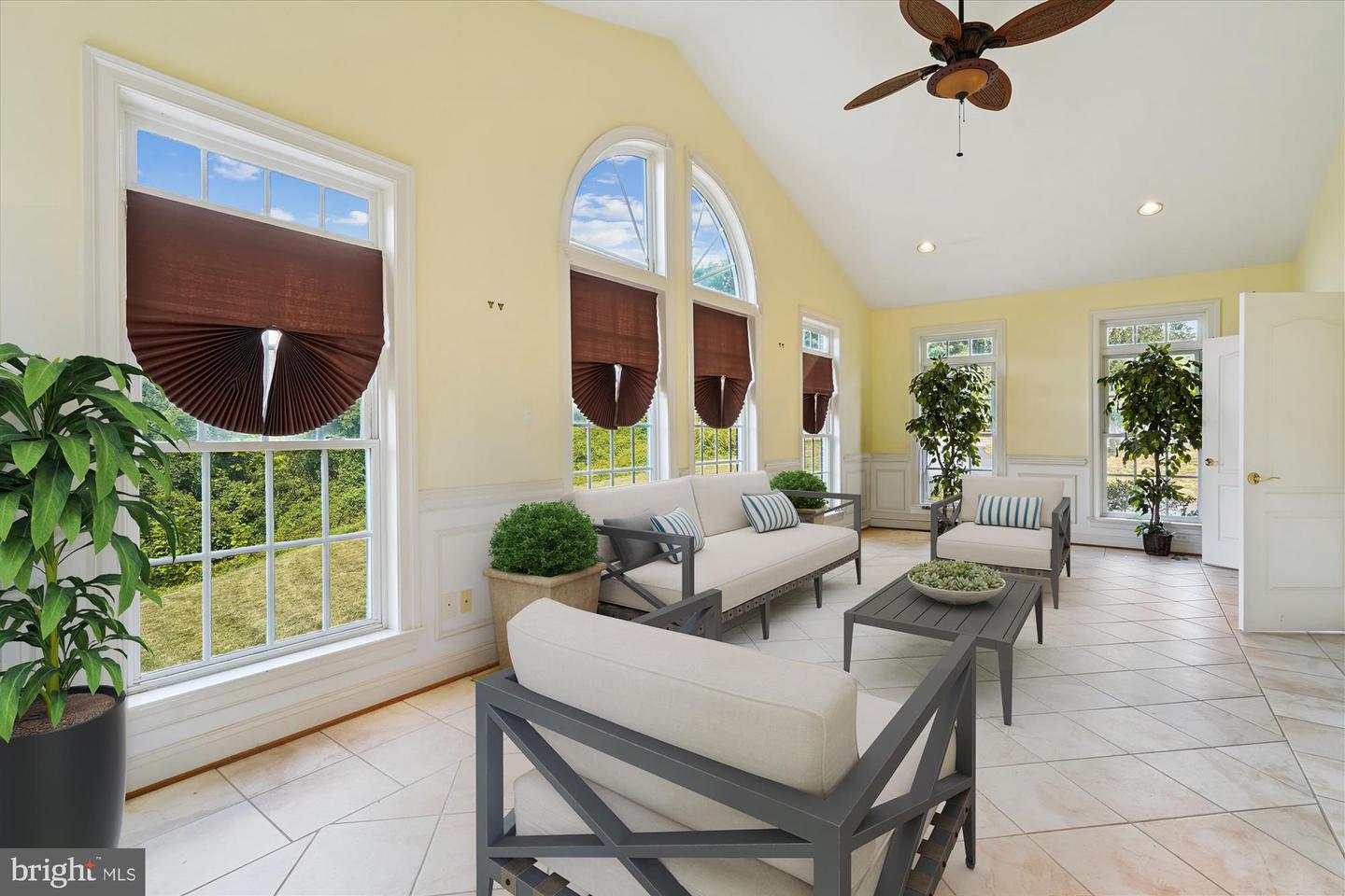 6975 IDYLWOOD RD, FALLS CHURCH, Virginia 22043, 5 Bedrooms Bedrooms, ,4 BathroomsBathrooms,Residential,For sale,6975 IDYLWOOD RD,VAFX2256082 MLS # VAFX2256082