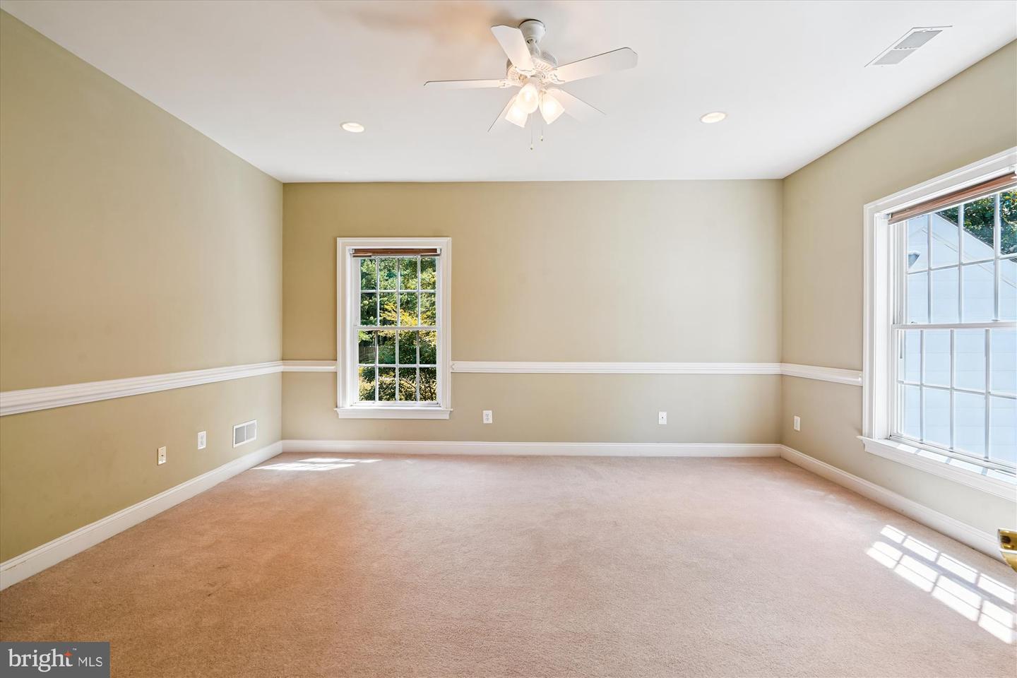 6975 IDYLWOOD RD, FALLS CHURCH, Virginia 22043, 5 Bedrooms Bedrooms, ,4 BathroomsBathrooms,Residential,For sale,6975 IDYLWOOD RD,VAFX2256082 MLS # VAFX2256082