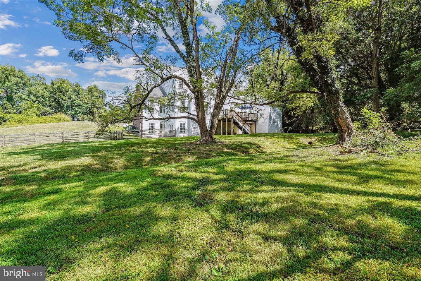 6975 IDYLWOOD RD, FALLS CHURCH, Virginia 22043, 5 Bedrooms Bedrooms, ,4 BathroomsBathrooms,Residential,For sale,6975 IDYLWOOD RD,VAFX2256082 MLS # VAFX2256082
