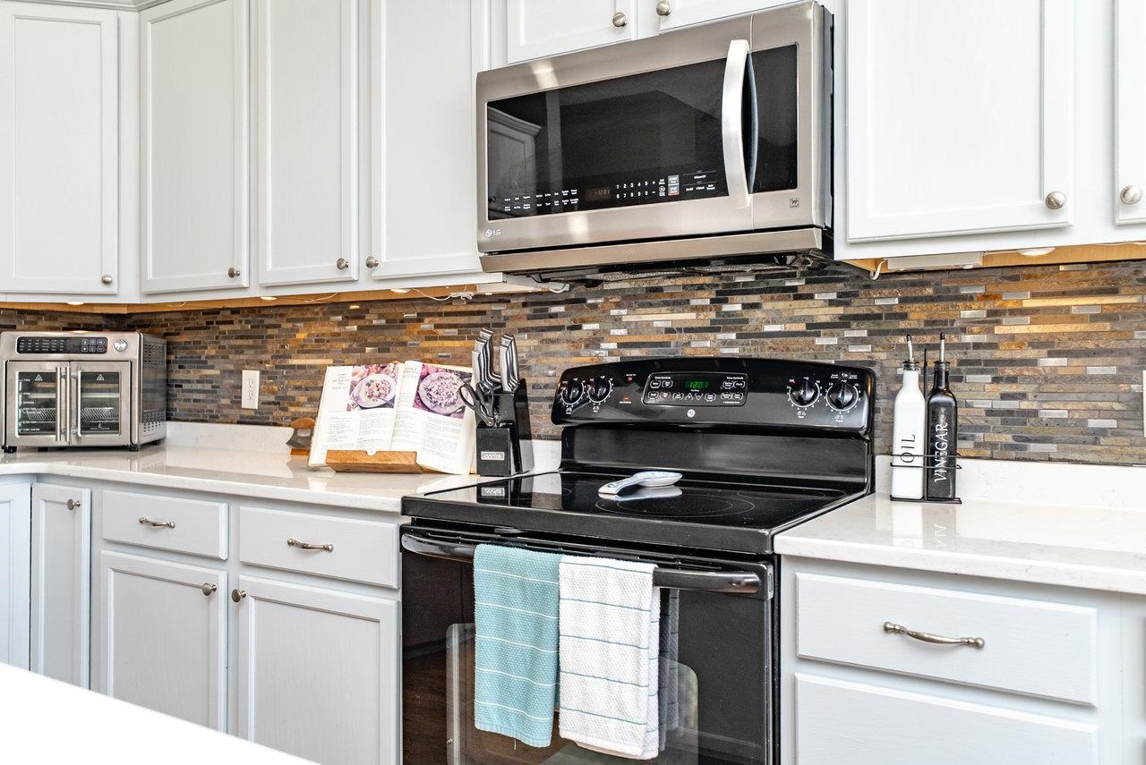 348 BLUE STONE HILLS DR, HARRISONBURG, Virginia 22801, 2 Bedrooms Bedrooms, ,2 BathroomsBathrooms,Residential,348 BLUE STONE HILLS DR,668879 MLS # 668879