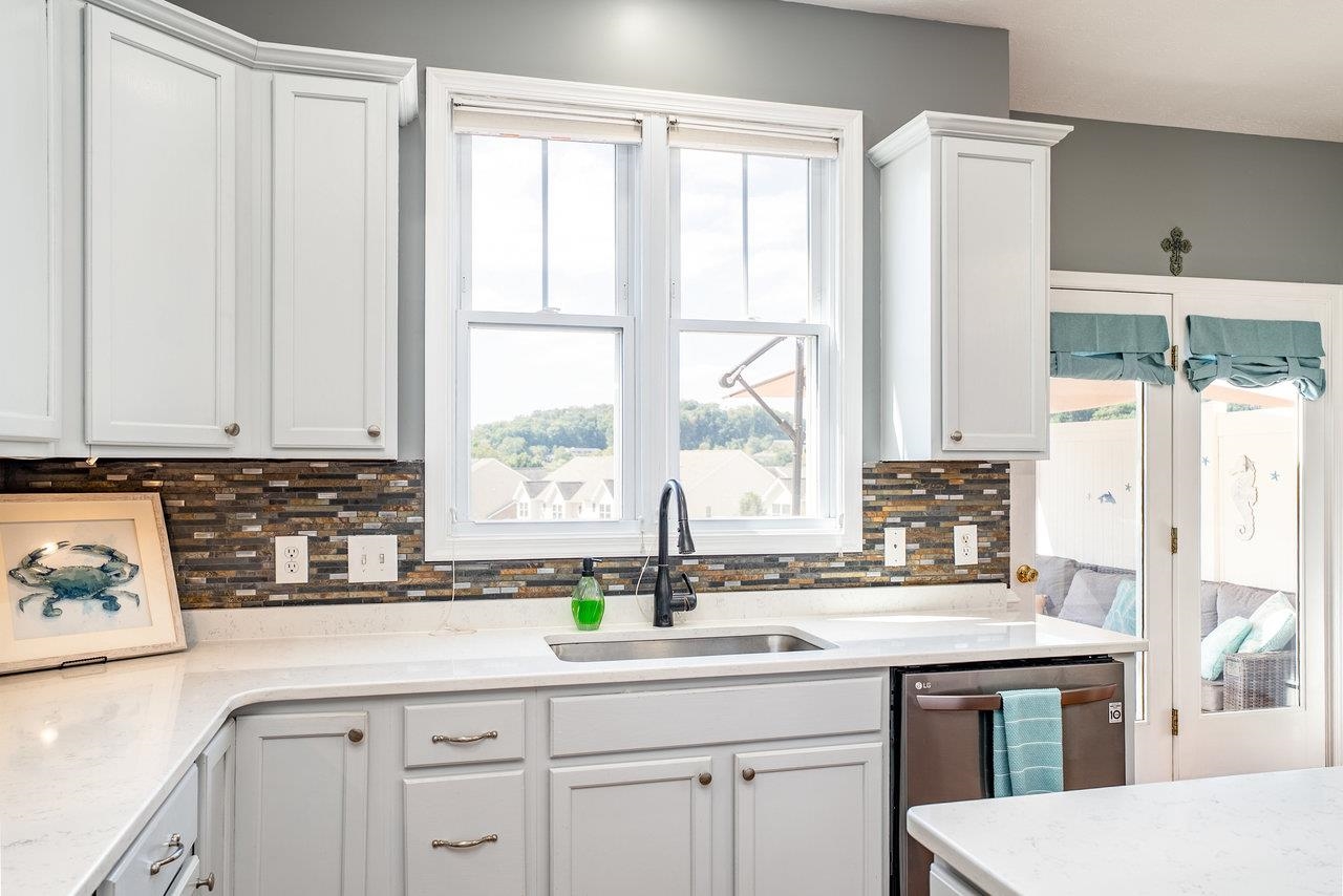 348 BLUE STONE HILLS DR, HARRISONBURG, Virginia 22801, 2 Bedrooms Bedrooms, ,2 BathroomsBathrooms,Residential,348 BLUE STONE HILLS DR,668879 MLS # 668879