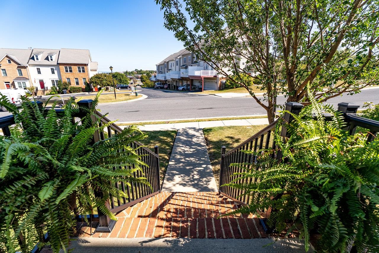 348 BLUE STONE HILLS DR, HARRISONBURG, Virginia 22801, 2 Bedrooms Bedrooms, ,2 BathroomsBathrooms,Residential,348 BLUE STONE HILLS DR,668879 MLS # 668879