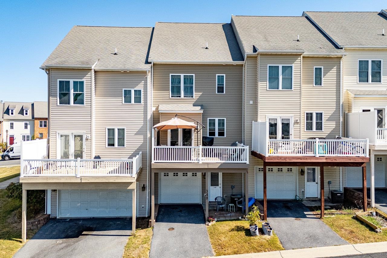 348 BLUE STONE HILLS DR, HARRISONBURG, Virginia 22801, 2 Bedrooms Bedrooms, ,2 BathroomsBathrooms,Residential,348 BLUE STONE HILLS DR,668879 MLS # 668879