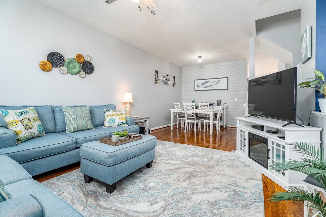 348 BLUE STONE HILLS DR, HARRISONBURG, Virginia 22801, 2 Bedrooms Bedrooms, ,2 BathroomsBathrooms,Residential,348 BLUE STONE HILLS DR,668879 MLS # 668879