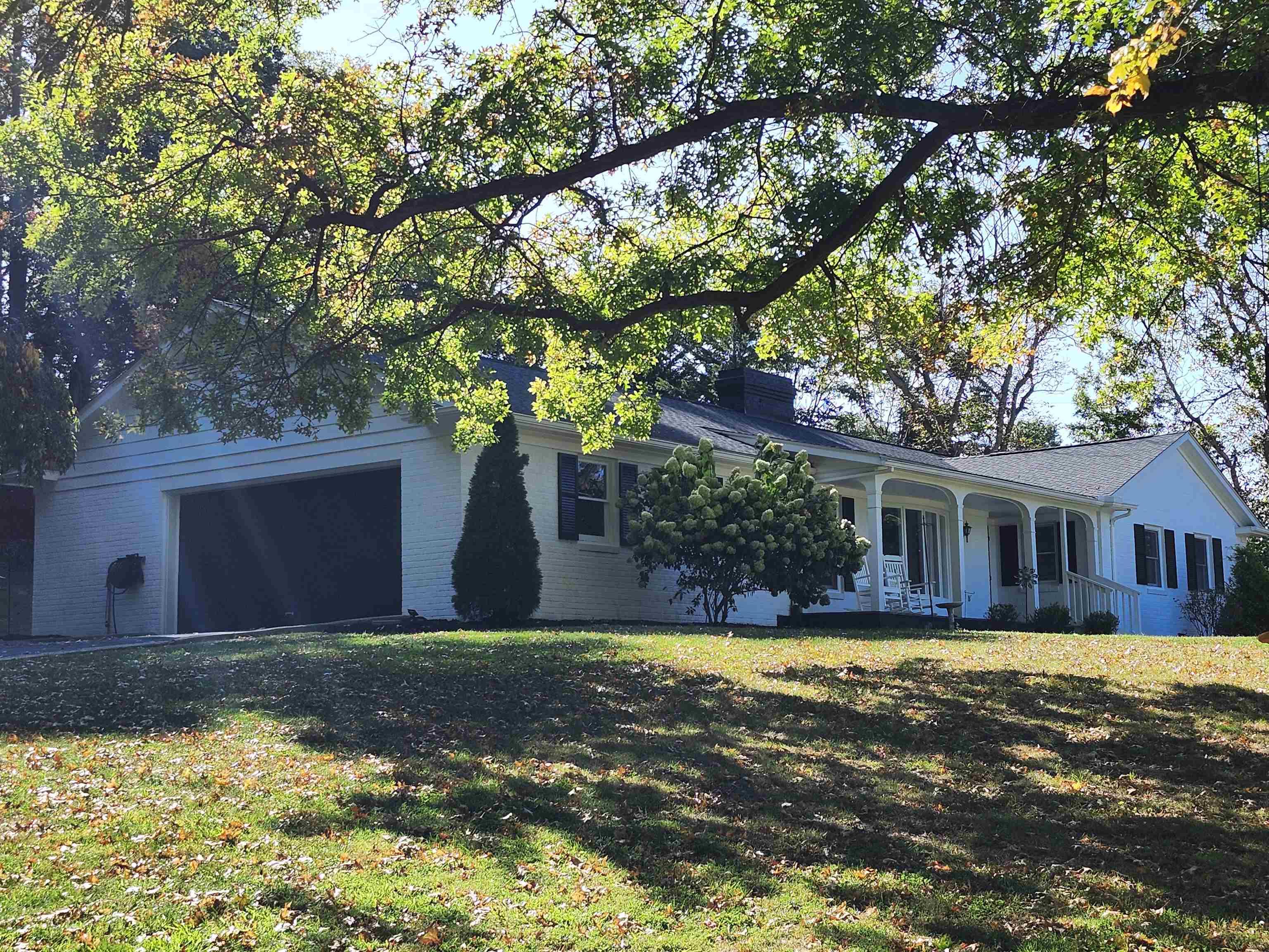 3728 SPOTSWOOD TRL, PENN LAIRD, Virginia 22846, 3 Bedrooms Bedrooms, ,2 BathroomsBathrooms,Residential,3728 SPOTSWOOD TRL,668888 MLS # 668888 3728 SPOTSWOOD TRL, PENN LAIRD, Virginia 22846, 3 Bedrooms Bedrooms, ,2 BathroomsBathrooms,Residential,3728 SPOTSWOOD TRL,668888 MLS # 668888