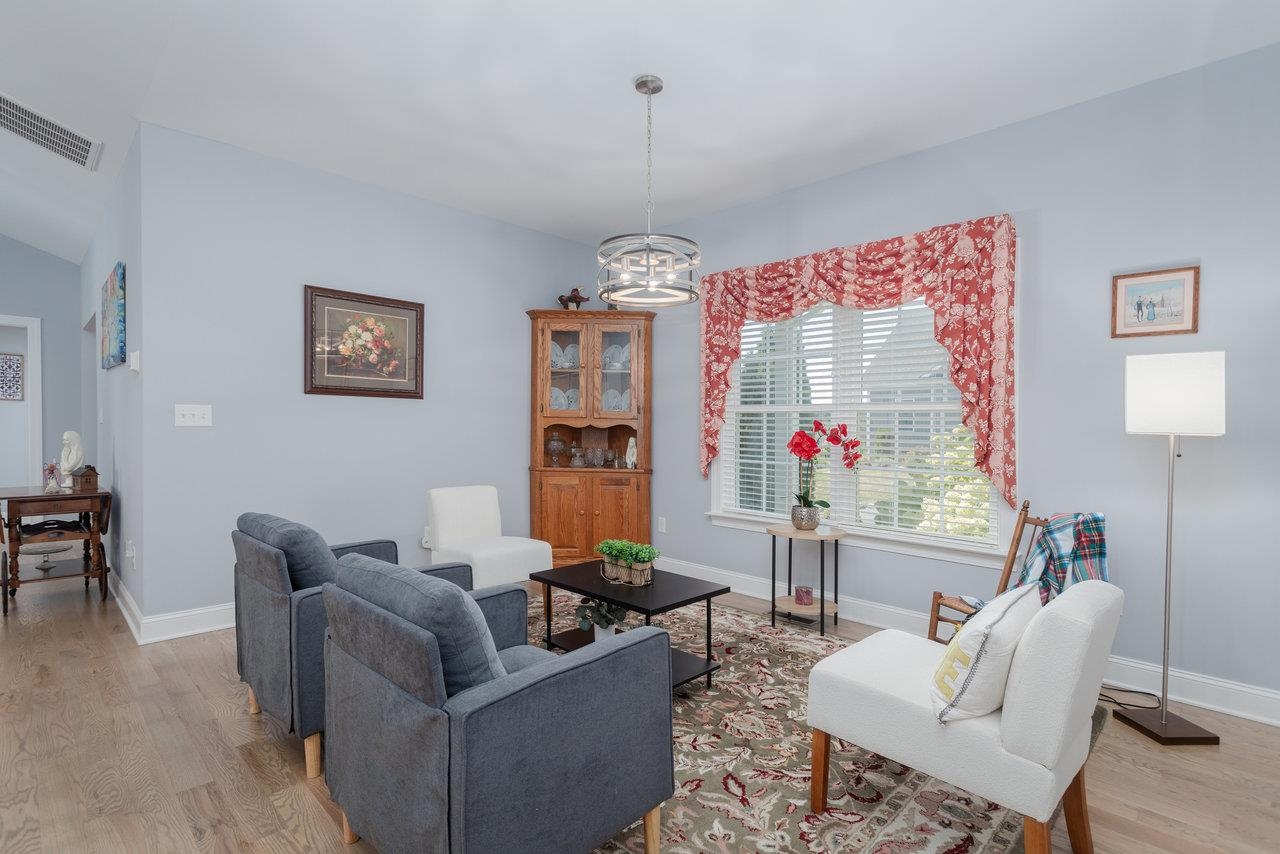 215 HEATHER LN, STAUNTON, Virginia 24401, 3 Bedrooms Bedrooms, ,2 BathroomsBathrooms,Residential,215 HEATHER LN,668911 MLS # 668911