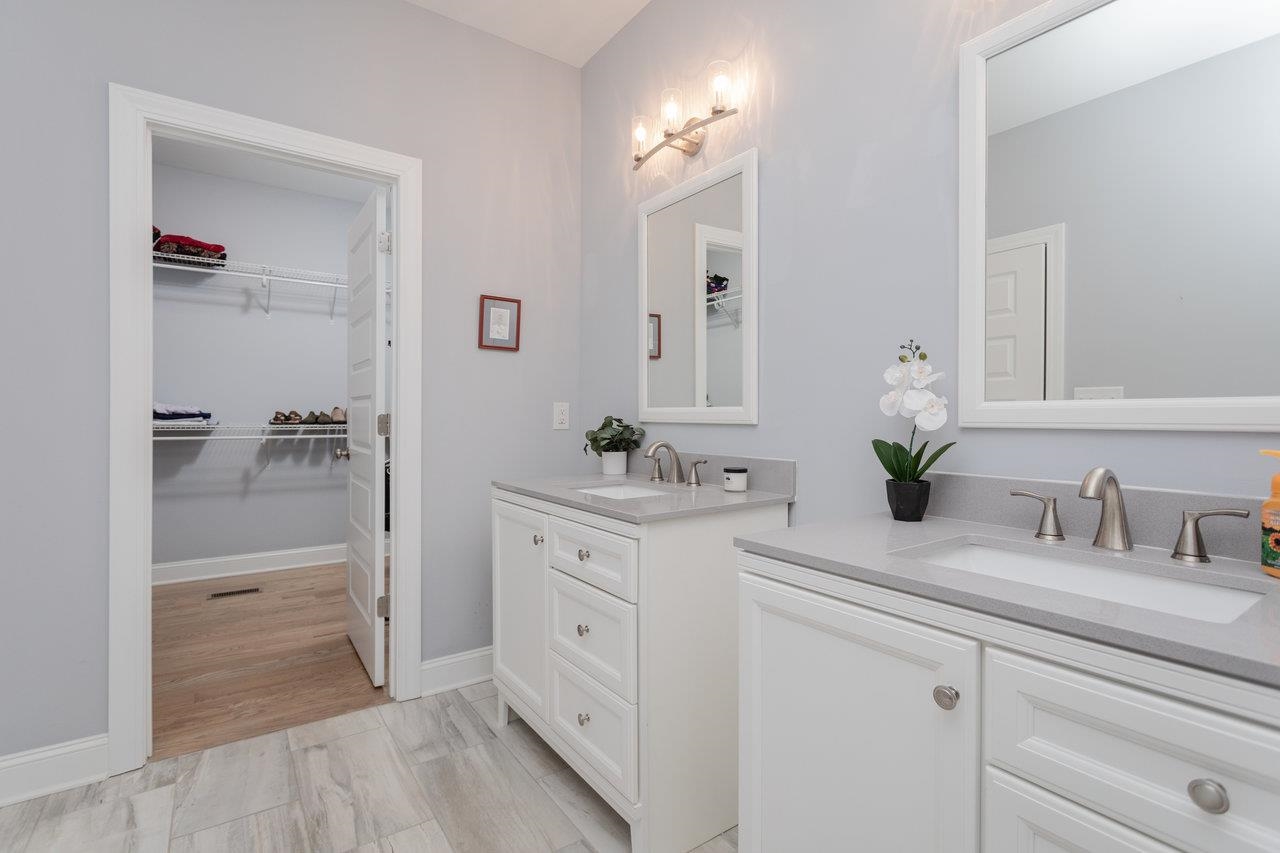 215 HEATHER LN, STAUNTON, Virginia 24401, 3 Bedrooms Bedrooms, ,2 BathroomsBathrooms,Residential,215 HEATHER LN,668911 MLS # 668911