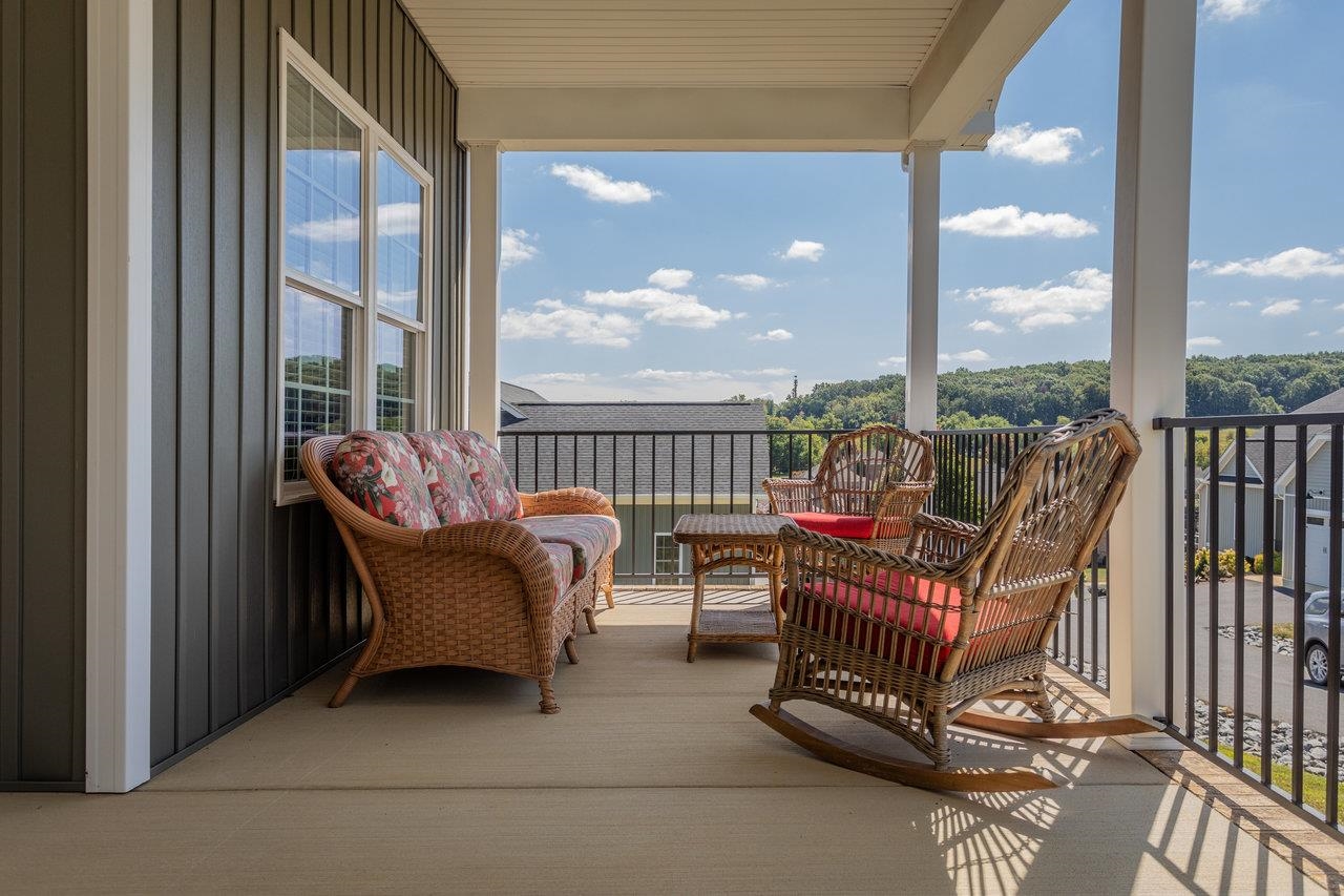 215 HEATHER LN, STAUNTON, Virginia 24401, 3 Bedrooms Bedrooms, ,2 BathroomsBathrooms,Residential,215 HEATHER LN,668911 MLS # 668911