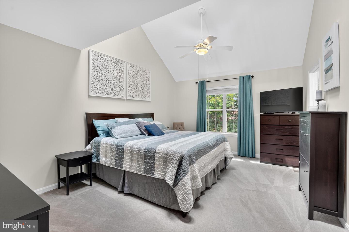 5702 CLAPHAM RD, ALEXANDRIA, Virginia 22315, 3 Bedrooms Bedrooms, ,3 BathroomsBathrooms,Residential,For sale,5702 CLAPHAM RD,VAFX2259618 MLS # VAFX2259618