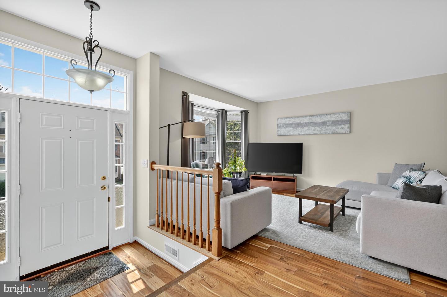 5702 CLAPHAM RD, ALEXANDRIA, Virginia 22315, 3 Bedrooms Bedrooms, ,3 BathroomsBathrooms,Residential,For sale,5702 CLAPHAM RD,VAFX2259618 MLS # VAFX2259618