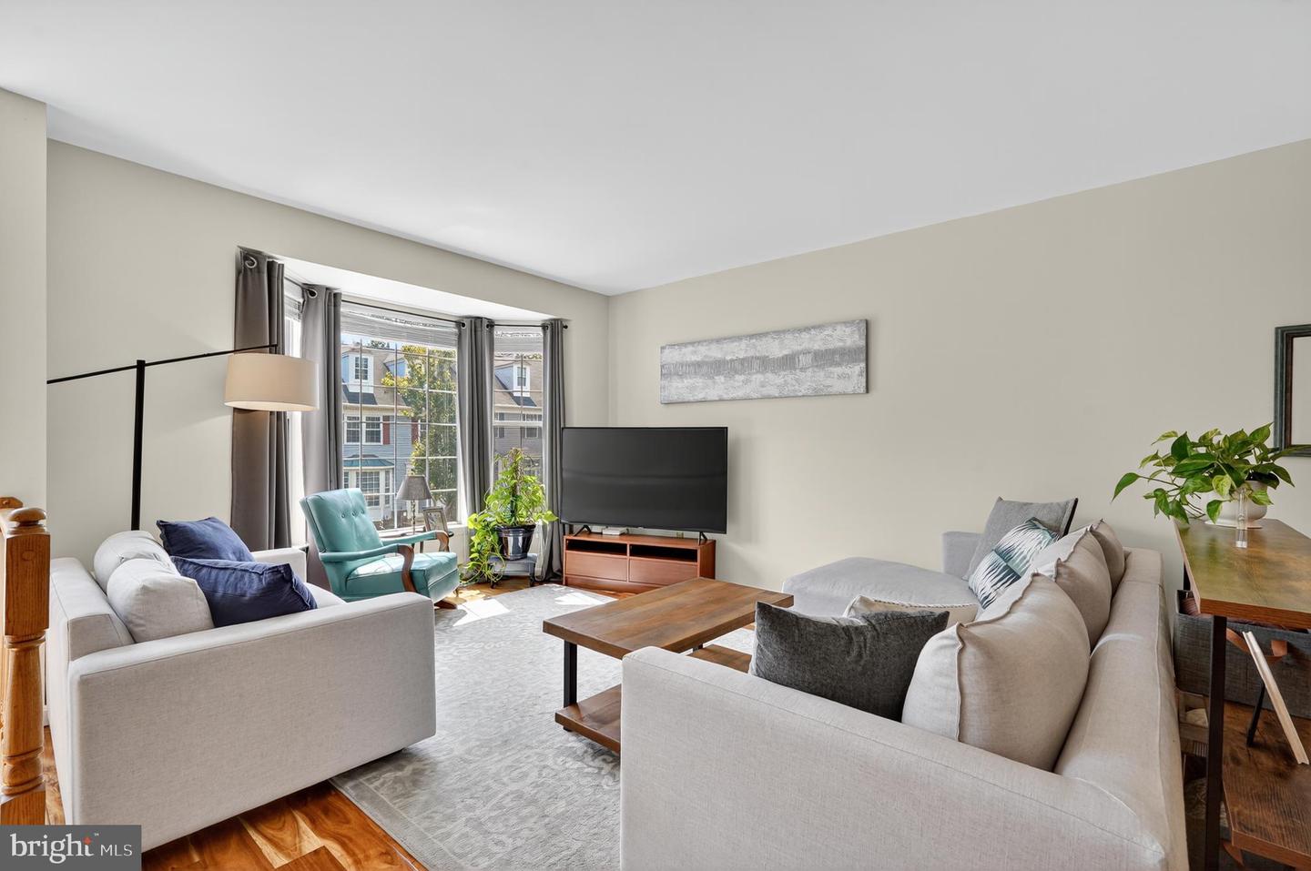 5702 CLAPHAM RD, ALEXANDRIA, Virginia 22315, 3 Bedrooms Bedrooms, ,3 BathroomsBathrooms,Residential,For sale,5702 CLAPHAM RD,VAFX2259618 MLS # VAFX2259618