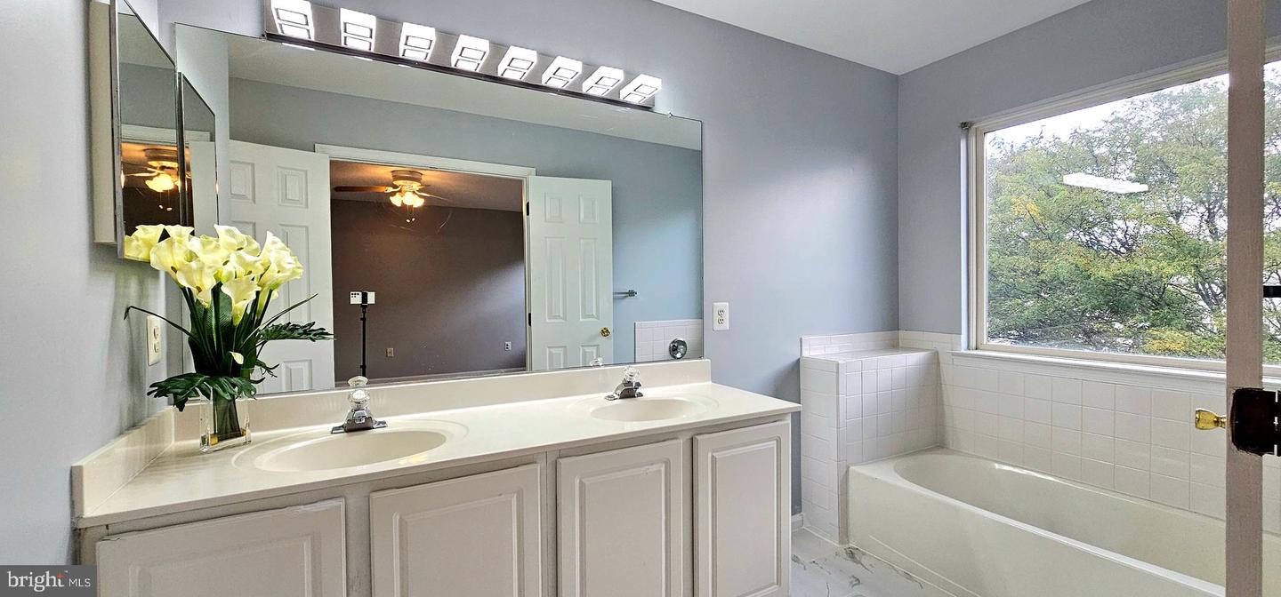 6623 PATENT PARISH LN, ALEXANDRIA, Virginia 22315, 3 Bedrooms Bedrooms, ,2 BathroomsBathrooms,Residential,For sale,6623 PATENT PARISH LN,VAFX2262104 MLS # VAFX2262104
