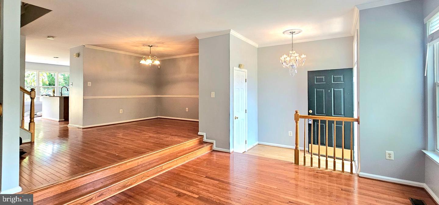 6623 PATENT PARISH LN, ALEXANDRIA, Virginia 22315, 3 Bedrooms Bedrooms, ,2 BathroomsBathrooms,Residential,For sale,6623 PATENT PARISH LN,VAFX2262104 MLS # VAFX2262104