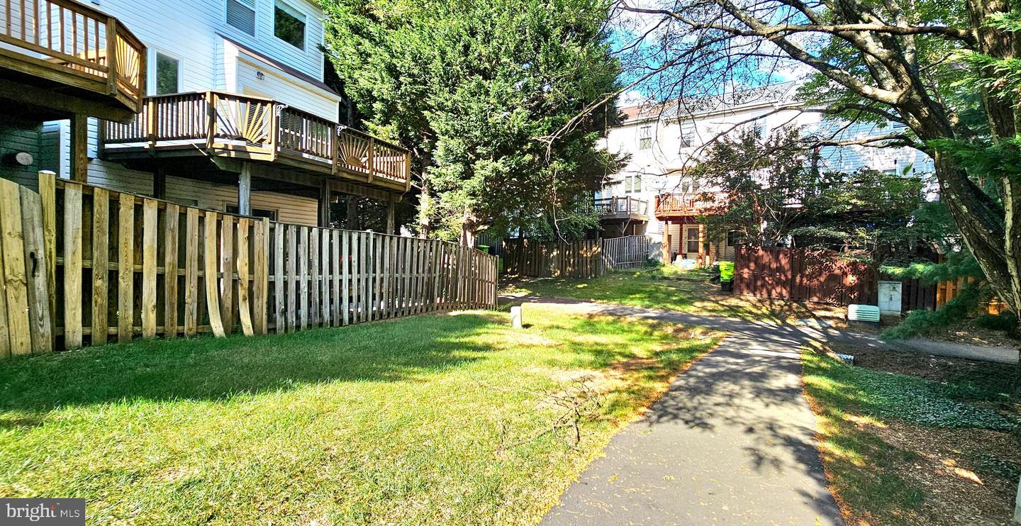 6623 PATENT PARISH LN, ALEXANDRIA, Virginia 22315, 3 Bedrooms Bedrooms, ,2 BathroomsBathrooms,Residential,For sale,6623 PATENT PARISH LN,VAFX2262104 MLS # VAFX2262104