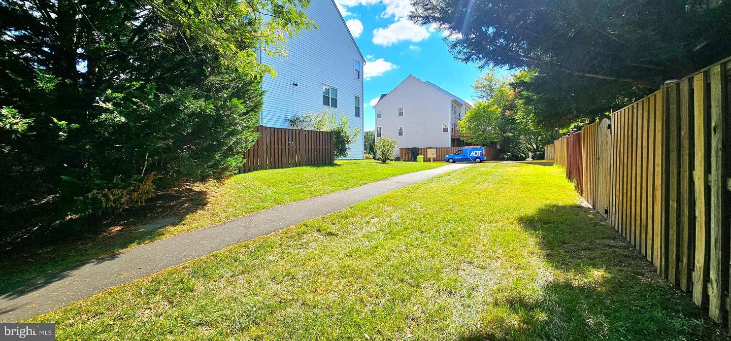 6623 PATENT PARISH LN, ALEXANDRIA, Virginia 22315, 3 Bedrooms Bedrooms, ,2 BathroomsBathrooms,Residential,For sale,6623 PATENT PARISH LN,VAFX2262104 MLS # VAFX2262104