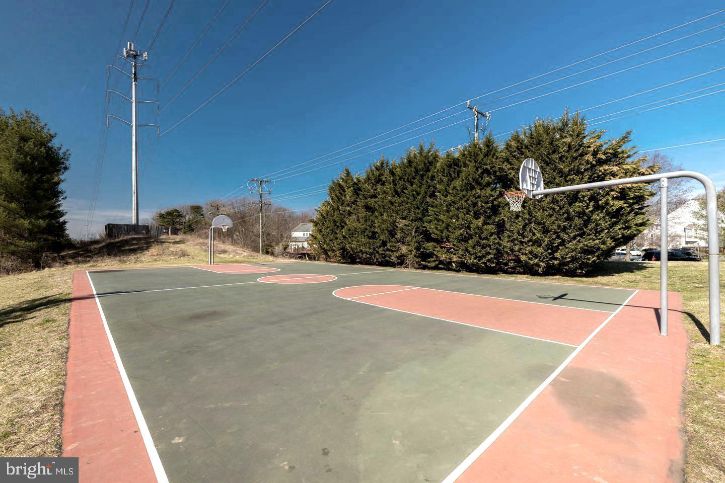 6623 PATENT PARISH LN, ALEXANDRIA, Virginia 22315, 3 Bedrooms Bedrooms, ,2 BathroomsBathrooms,Residential,For sale,6623 PATENT PARISH LN,VAFX2262104 MLS # VAFX2262104