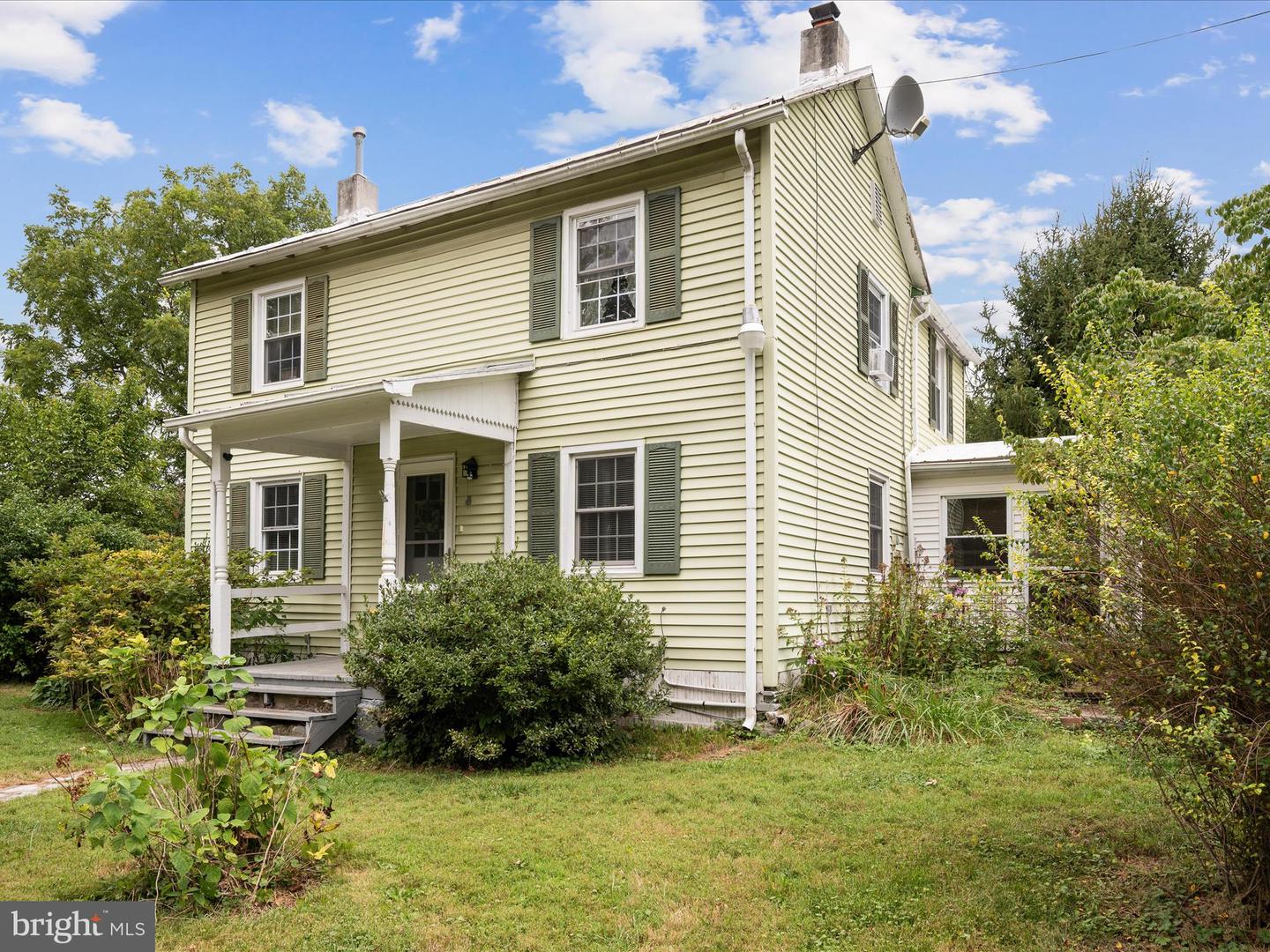 2050 CRUMS CHURCH RD, BERRYVILLE, Virginia 22611, 3 Bedrooms Bedrooms, ,2 BathroomsBathrooms,Residential,For sale,2050 CRUMS CHURCH RD,VACL2005982 MLS # VACL2005982