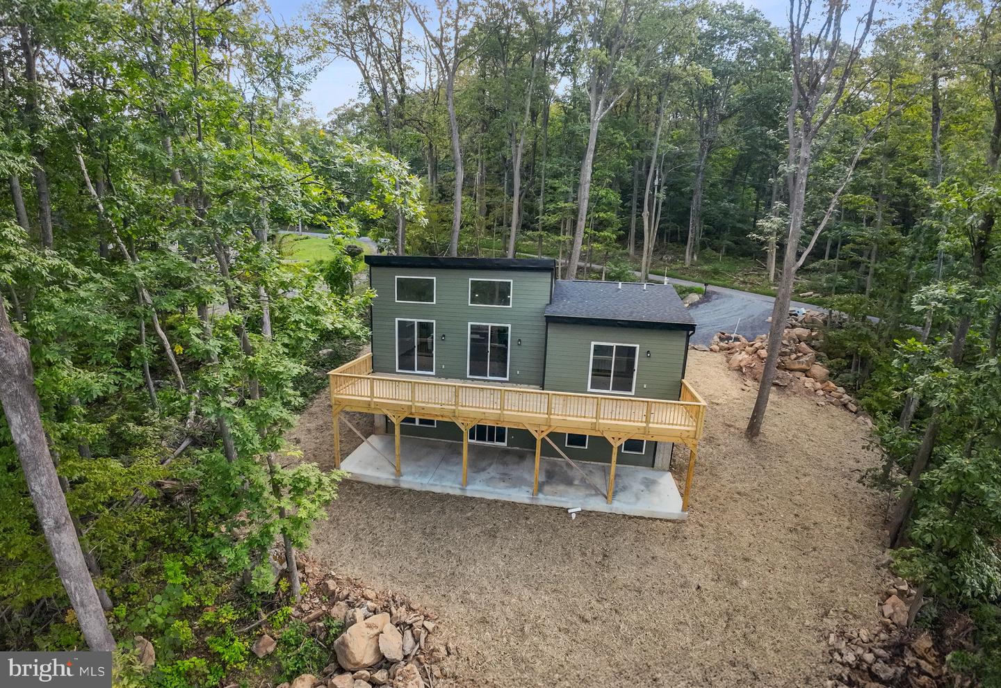 4769 BLUE MOUNTAIN RD, LINDEN, Virginia 22642, 3 Bedrooms Bedrooms, ,2 BathroomsBathrooms,Residential,For sale,4769 BLUE MOUNTAIN RD,VAWR2012036 MLS # VAWR2012036