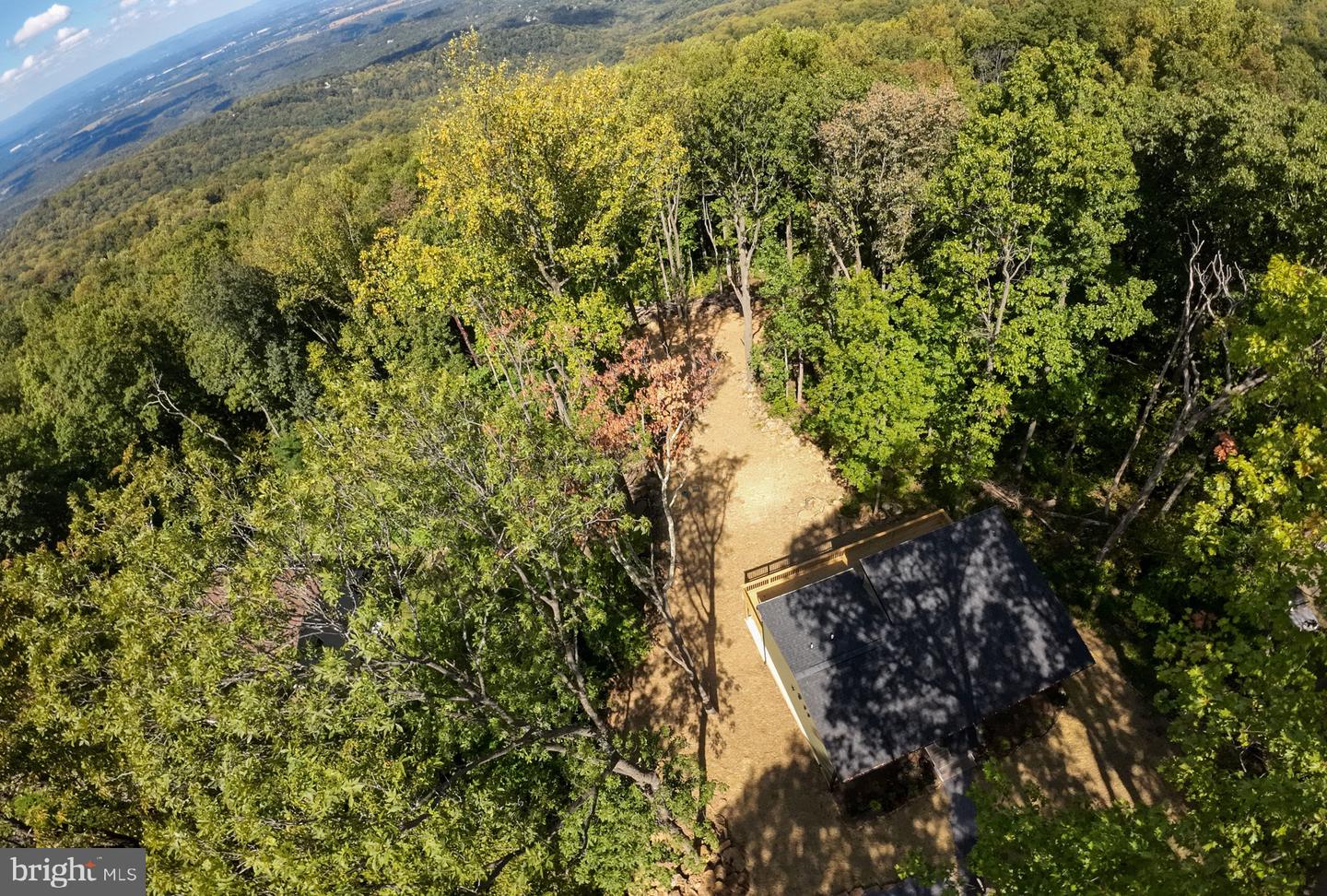 4769 BLUE MOUNTAIN RD, LINDEN, Virginia 22642, 3 Bedrooms Bedrooms, ,2 BathroomsBathrooms,Residential,For sale,4769 BLUE MOUNTAIN RD,VAWR2012036 MLS # VAWR2012036