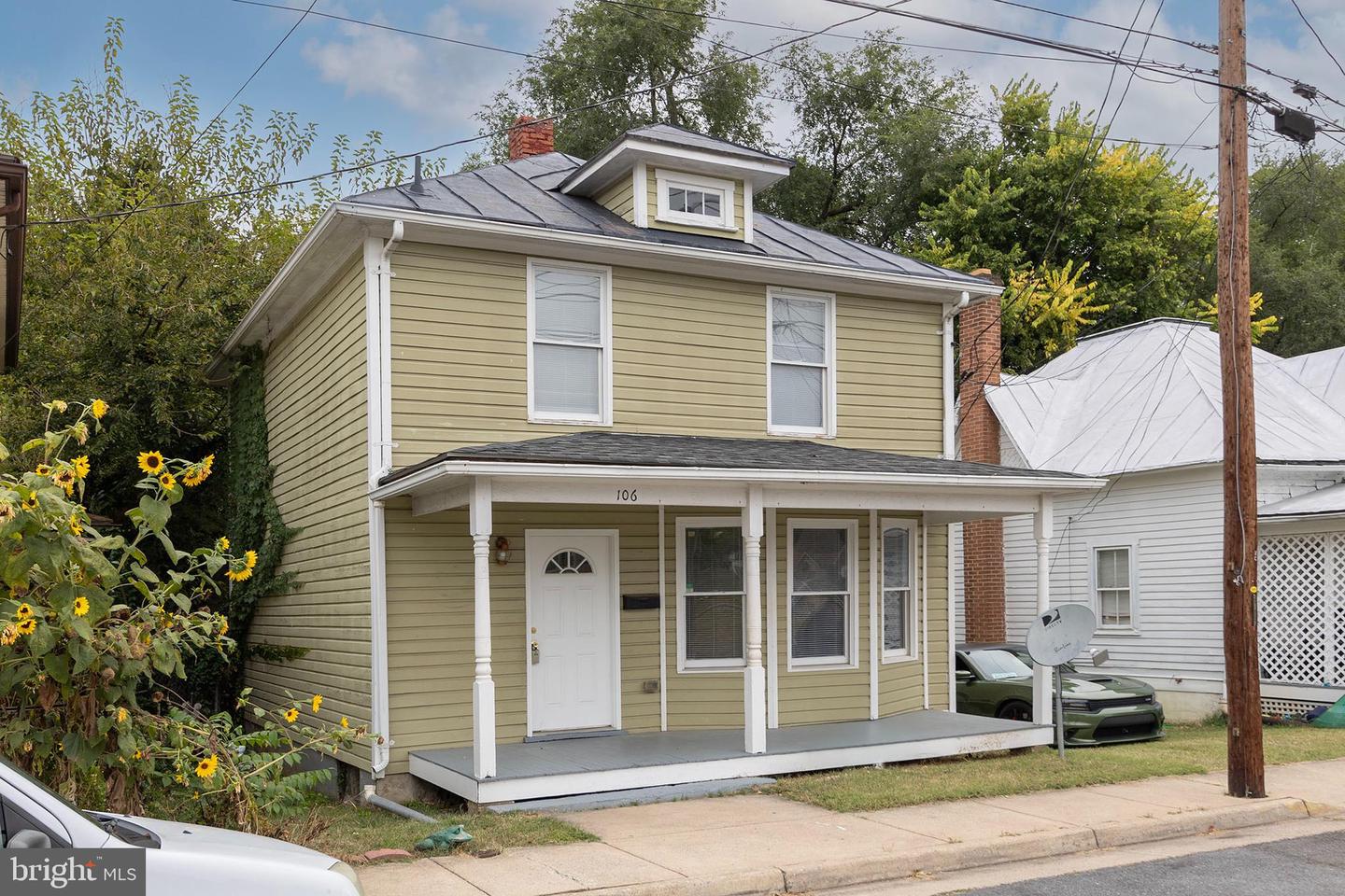 106 W SOUTHWERK ST, WINCHESTER, Virginia 22601, 3 Bedrooms Bedrooms, ,1 BathroomBathrooms,Residential,For sale,106 W SOUTHWERK ST,VAWI2008958 MLS # VAWI2008958 106 W SOUTHWERK ST, WINCHESTER, Virginia 22601, 3 Bedrooms Bedrooms, ,1 BathroomBathrooms,Residential,For sale,106 W SOUTHWERK ST,VAWI2008958 MLS # VAWI2008958