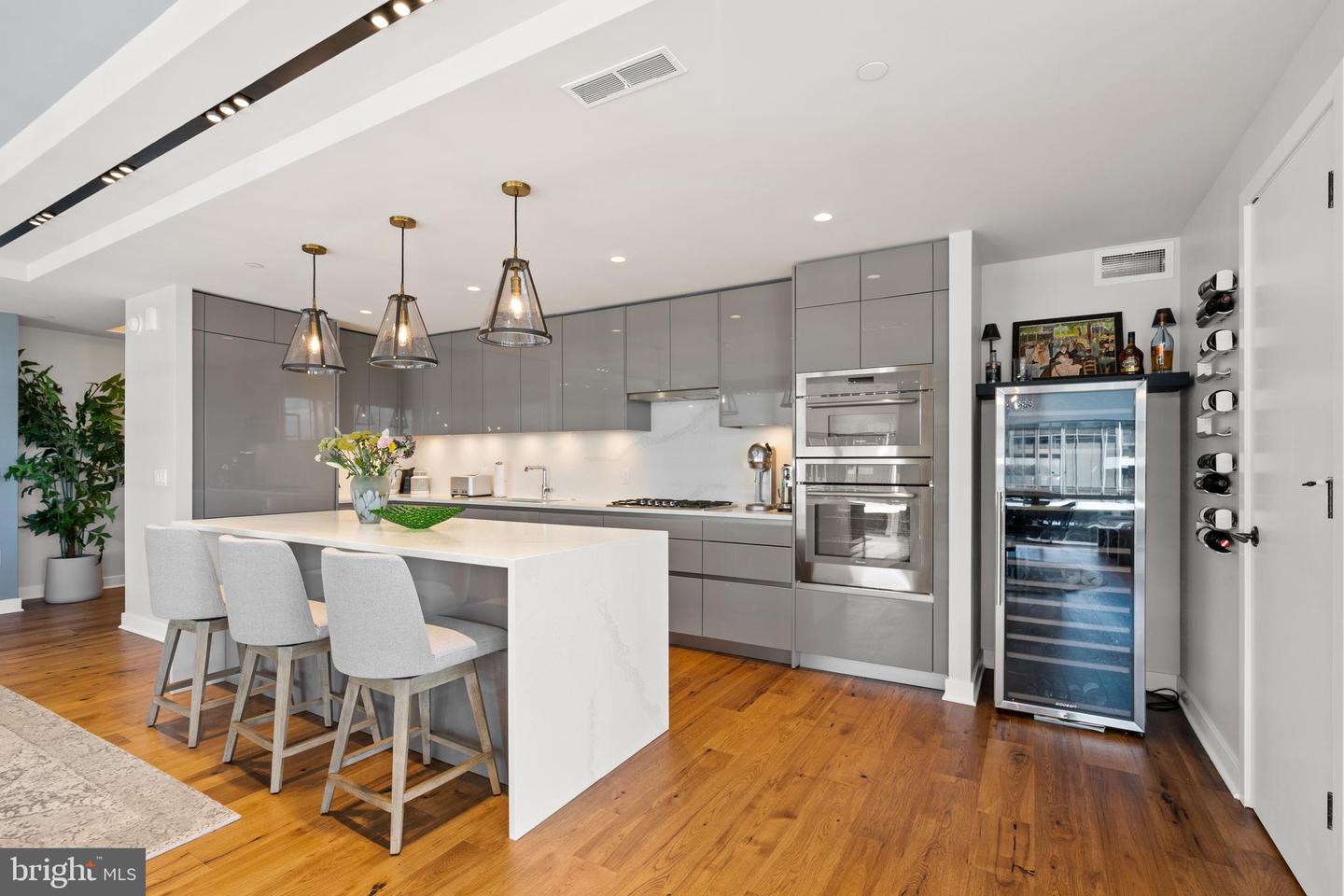 1781 N PIERCE ST #1201, ARLINGTON, Virginia 22209, 3 Bedrooms Bedrooms, ,2 BathroomsBathrooms,Residential,For sale,1781 N PIERCE ST #1201,VAAR2062730 MLS # VAAR2062730