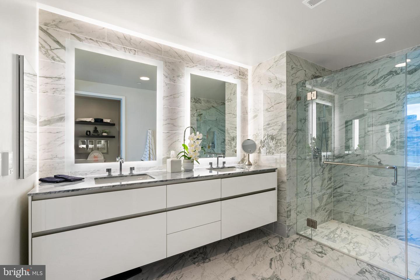 1781 N PIERCE ST #1201, ARLINGTON, Virginia 22209, 3 Bedrooms Bedrooms, ,2 BathroomsBathrooms,Residential,For sale,1781 N PIERCE ST #1201,VAAR2062730 MLS # VAAR2062730