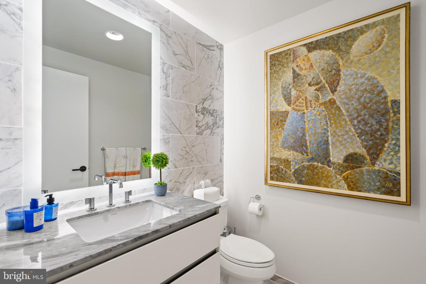 1781 N PIERCE ST #1201, ARLINGTON, Virginia 22209, 3 Bedrooms Bedrooms, ,2 BathroomsBathrooms,Residential,For sale,1781 N PIERCE ST #1201,VAAR2062730 MLS # VAAR2062730