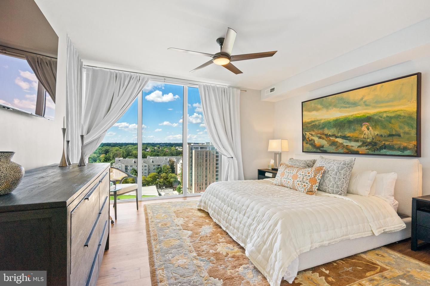 1781 N PIERCE ST #1201, ARLINGTON, Virginia 22209, 3 Bedrooms Bedrooms, ,2 BathroomsBathrooms,Residential,For sale,1781 N PIERCE ST #1201,VAAR2062730 MLS # VAAR2062730