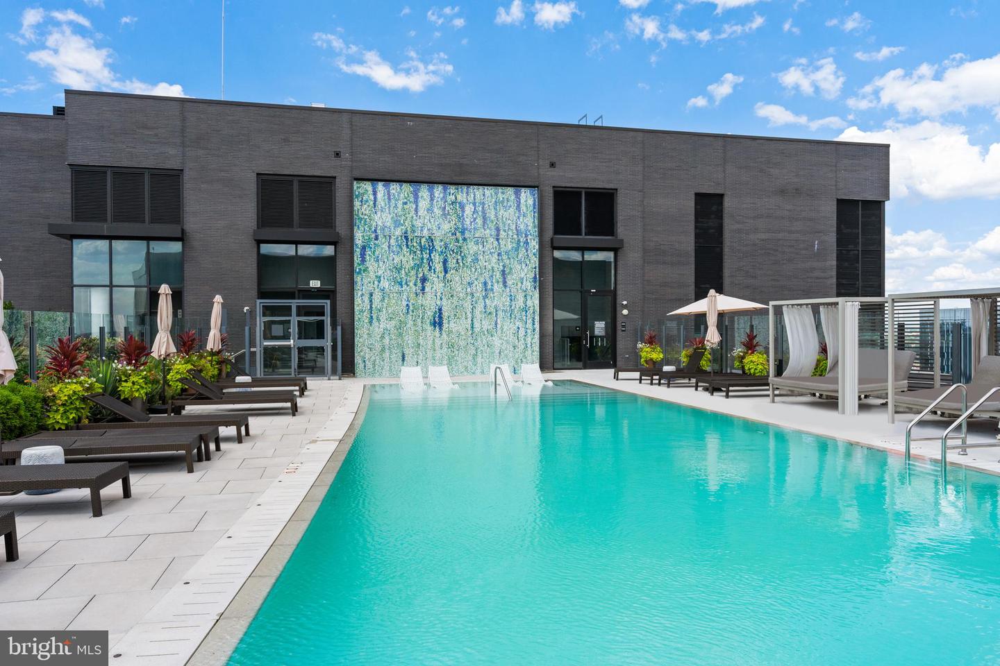 1781 N PIERCE ST #1201, ARLINGTON, Virginia 22209, 3 Bedrooms Bedrooms, ,2 BathroomsBathrooms,Residential,For sale,1781 N PIERCE ST #1201,VAAR2062730 MLS # VAAR2062730