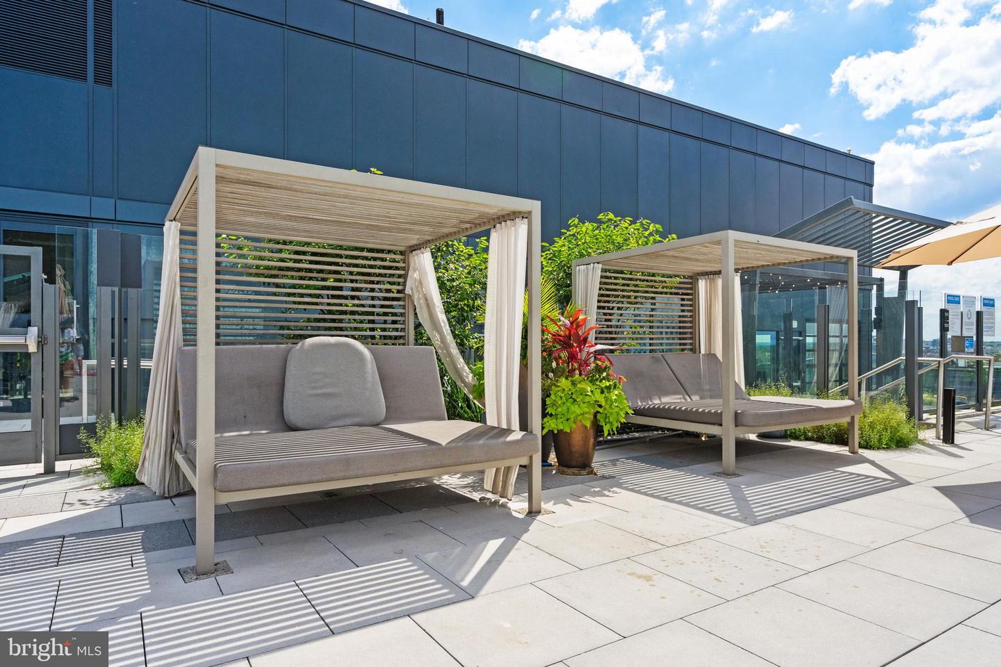 1781 N PIERCE ST #1201, ARLINGTON, Virginia 22209, 3 Bedrooms Bedrooms, ,2 BathroomsBathrooms,Residential,For sale,1781 N PIERCE ST #1201,VAAR2062730 MLS # VAAR2062730