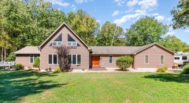14851 AZURITE DR, KING GEORGE, Virginia 22485, 3 Bedrooms Bedrooms, ,2 BathroomsBathrooms,Residential,For sale,14851 AZURITE DR,VAKG2006938 MLS # VAKG2006938