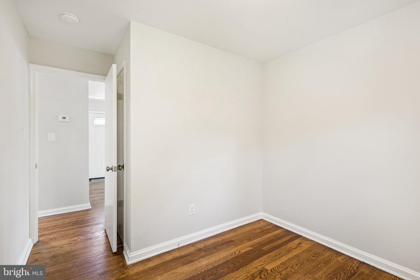 6112 PAULONIA RD, ALEXANDRIA, Virginia 22310, 4 Bedrooms Bedrooms, ,2 BathroomsBathrooms,Residential,For sale,6112 PAULONIA RD,VAFX2264018 MLS # VAFX2264018