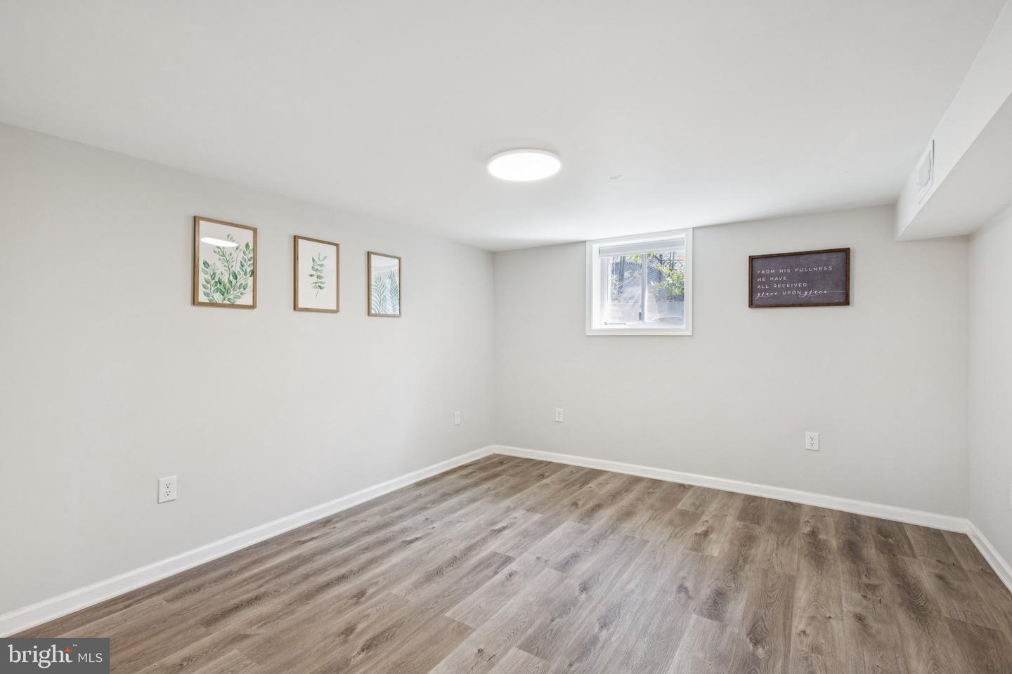 6112 PAULONIA RD, ALEXANDRIA, Virginia 22310, 4 Bedrooms Bedrooms, ,2 BathroomsBathrooms,Residential,For sale,6112 PAULONIA RD,VAFX2264018 MLS # VAFX2264018