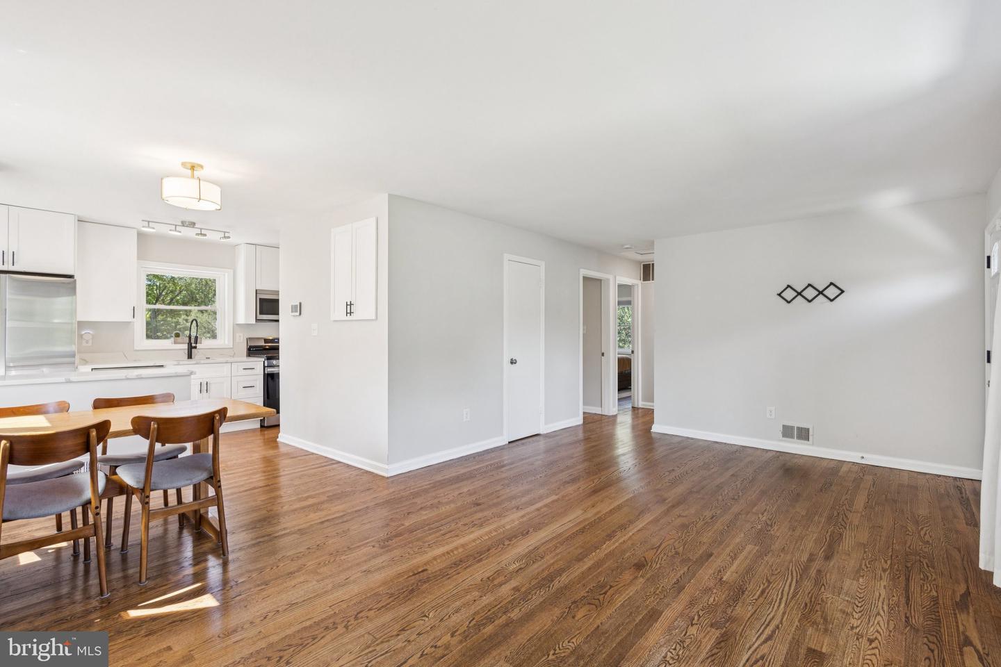 6112 PAULONIA RD, ALEXANDRIA, Virginia 22310, 4 Bedrooms Bedrooms, ,2 BathroomsBathrooms,Residential,For sale,6112 PAULONIA RD,VAFX2264018 MLS # VAFX2264018