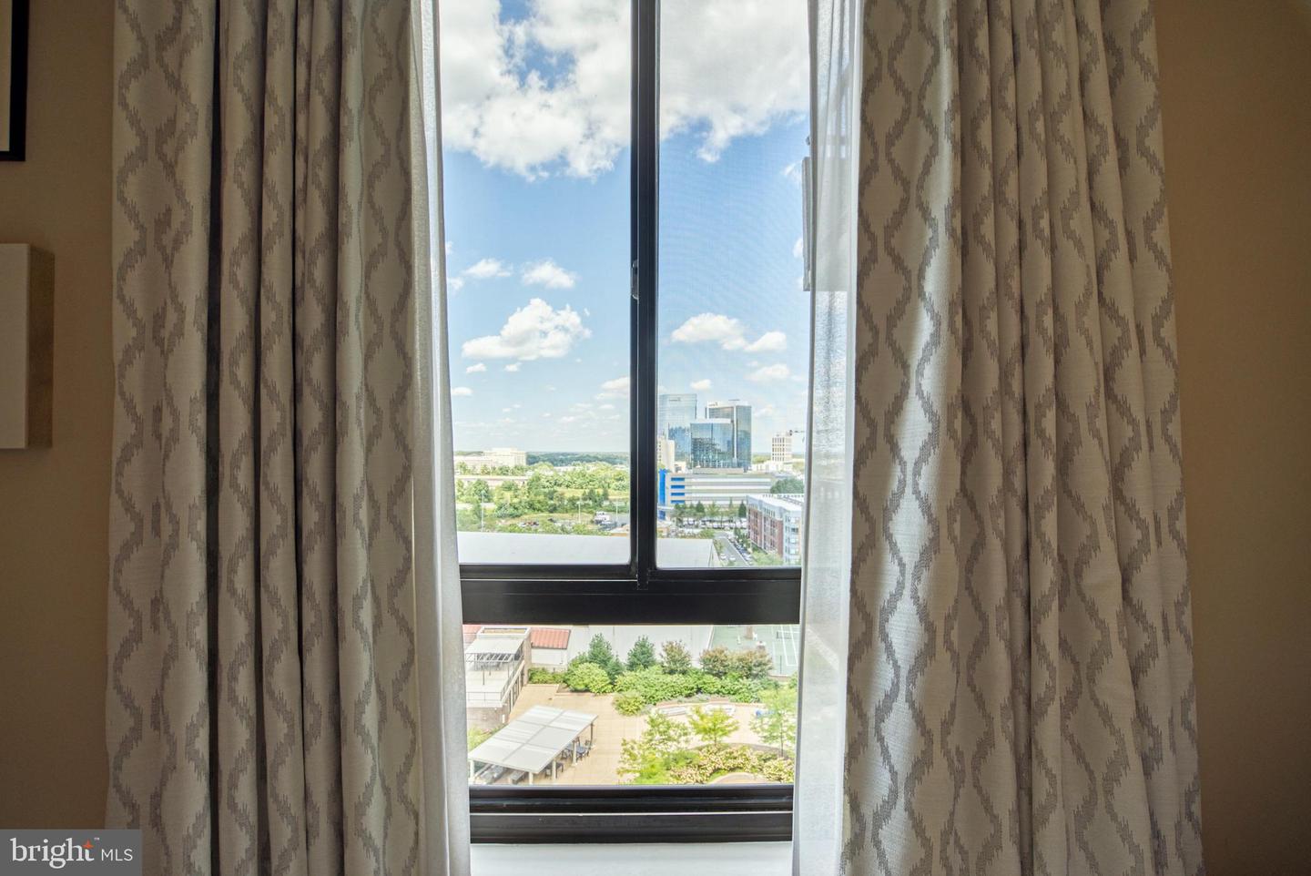 1800 OLD MEADOW RD #1121, MCLEAN, Virginia 22102, 2 Bedrooms Bedrooms, ,2 BathroomsBathrooms,Residential,For sale,1800 OLD MEADOW RD #1121,VAFX2264186 MLS # VAFX2264186 1800 OLD MEADOW RD #1121, MCLEAN, Virginia 22102, 2 Bedrooms Bedrooms, ,2 BathroomsBathrooms,Residential,For sale,1800 OLD MEADOW RD #1121,VAFX2264186 MLS # VAFX2264186