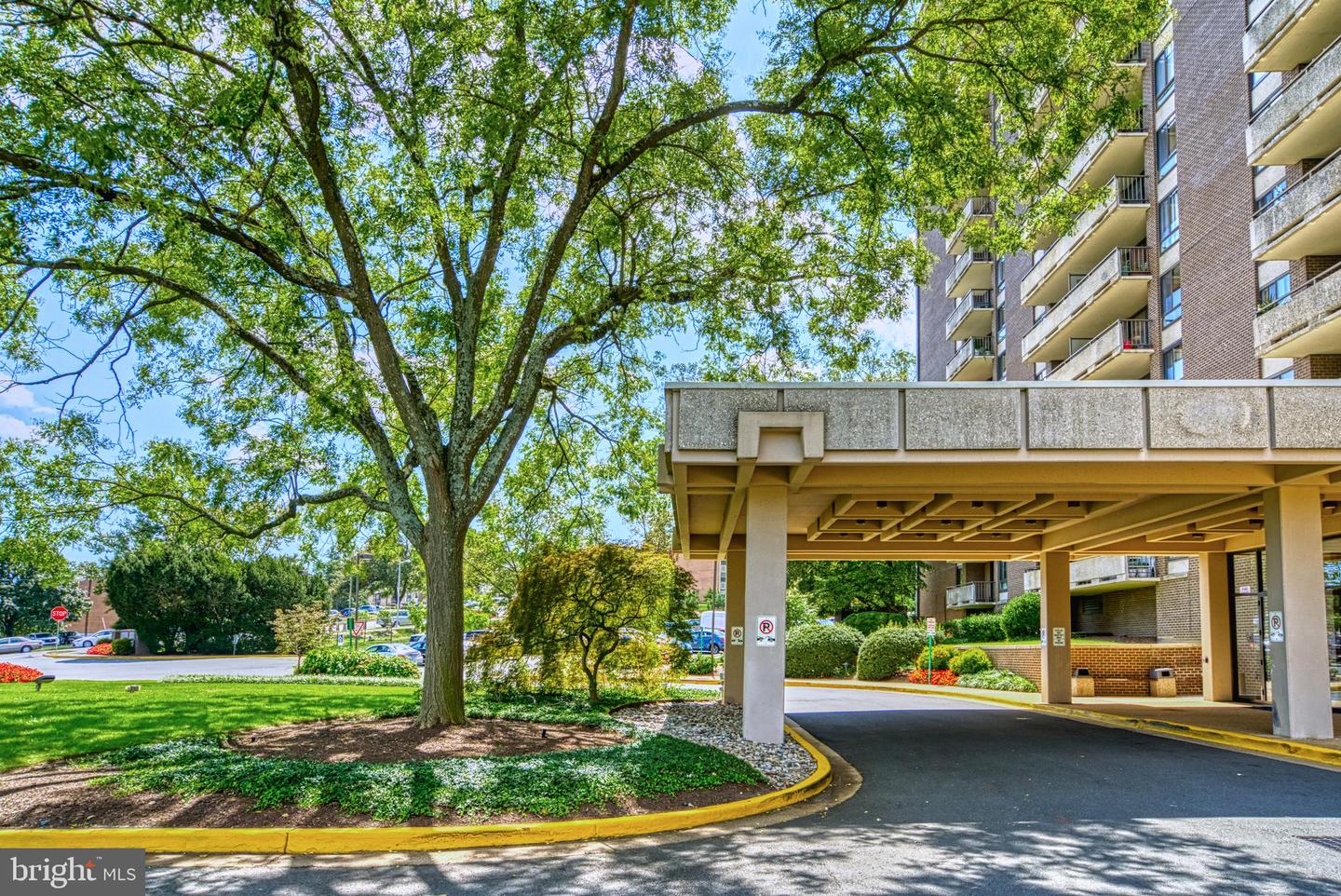 1800 OLD MEADOW RD #1121, MCLEAN, Virginia 22102, 2 Bedrooms Bedrooms, ,2 BathroomsBathrooms,Residential,For sale,1800 OLD MEADOW RD #1121,VAFX2264186 MLS # VAFX2264186 1800 OLD MEADOW RD #1121, MCLEAN, Virginia 22102, 2 Bedrooms Bedrooms, ,2 BathroomsBathrooms,Residential,For sale,1800 OLD MEADOW RD #1121,VAFX2264186 MLS # VAFX2264186