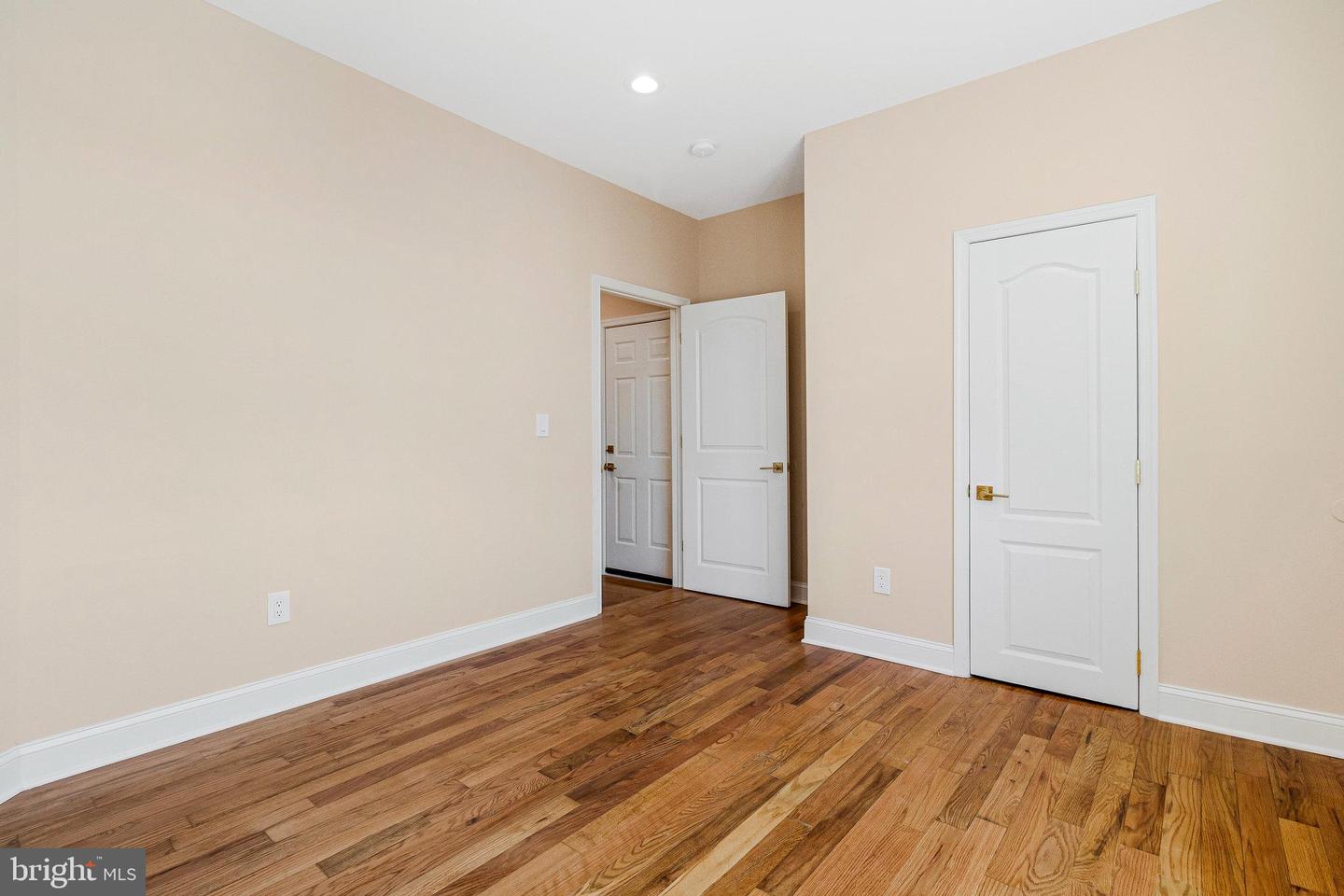 1609 17TH ST SE #202, WASHINGTON, District Of Columbia 20020, 2 Bedrooms Bedrooms, ,1 BathroomBathrooms,Residential,For sale,1609 17TH ST SE #202,DCDC2217548 MLS # DCDC2217548 1609 17TH ST SE #202, WASHINGTON, District Of Columbia 20020, 2 Bedrooms Bedrooms, ,1 BathroomBathrooms,Residential,For sale,1609 17TH ST SE #202,DCDC2217548 MLS # DCDC2217548