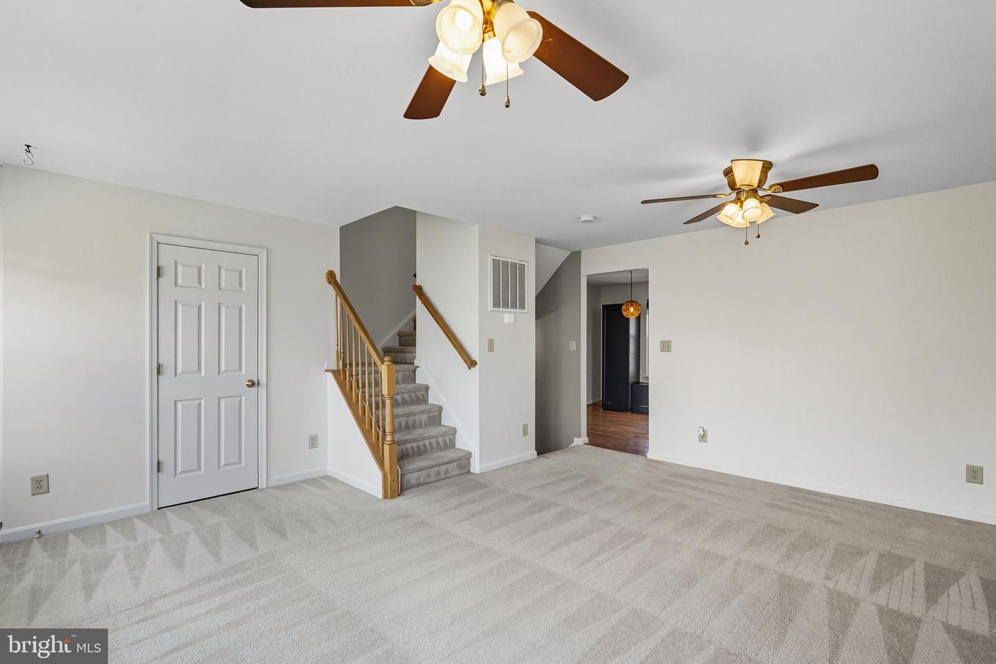 7133 WYTHEVILLE CIR, FREDERICKSBURG, Virginia 22407, 3 Bedrooms Bedrooms, ,2 BathroomsBathrooms,Residential,For sale,7133 WYTHEVILLE CIR,VASP2035922 MLS # VASP2035922