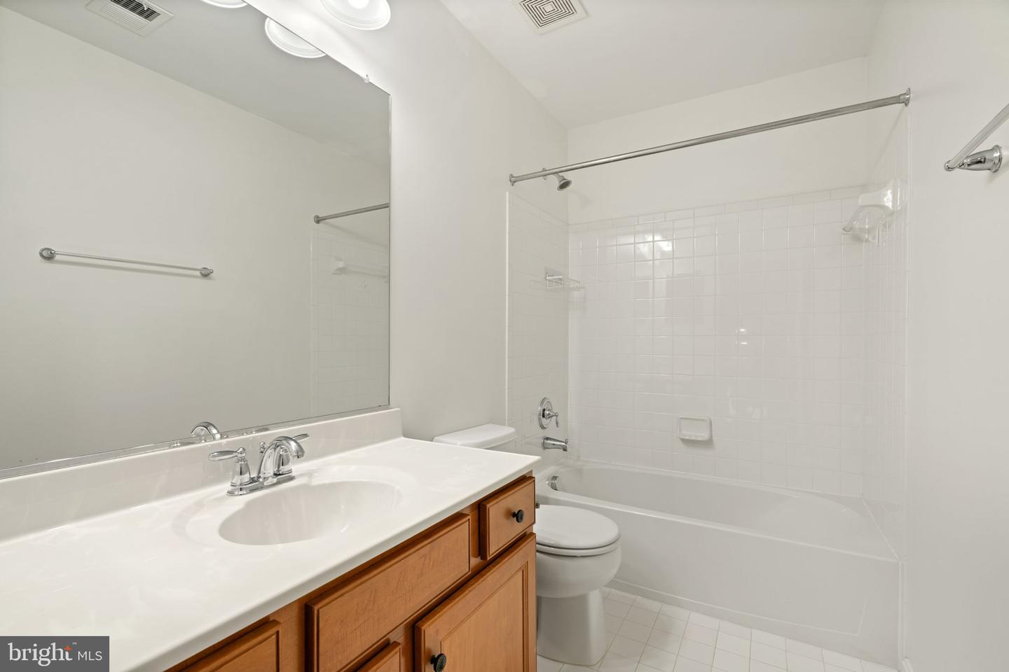 3130 EAGLE TALON ST, WOODBRIDGE, Virginia 22191, 4 Bedrooms Bedrooms, ,3 BathroomsBathrooms,Residential,For sale,3130 EAGLE TALON ST,VAPW2102962 MLS # VAPW2102962