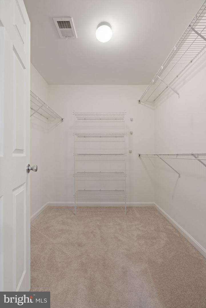 3130 EAGLE TALON ST, WOODBRIDGE, Virginia 22191, 4 Bedrooms Bedrooms, ,3 BathroomsBathrooms,Residential,For sale,3130 EAGLE TALON ST,VAPW2102962 MLS # VAPW2102962