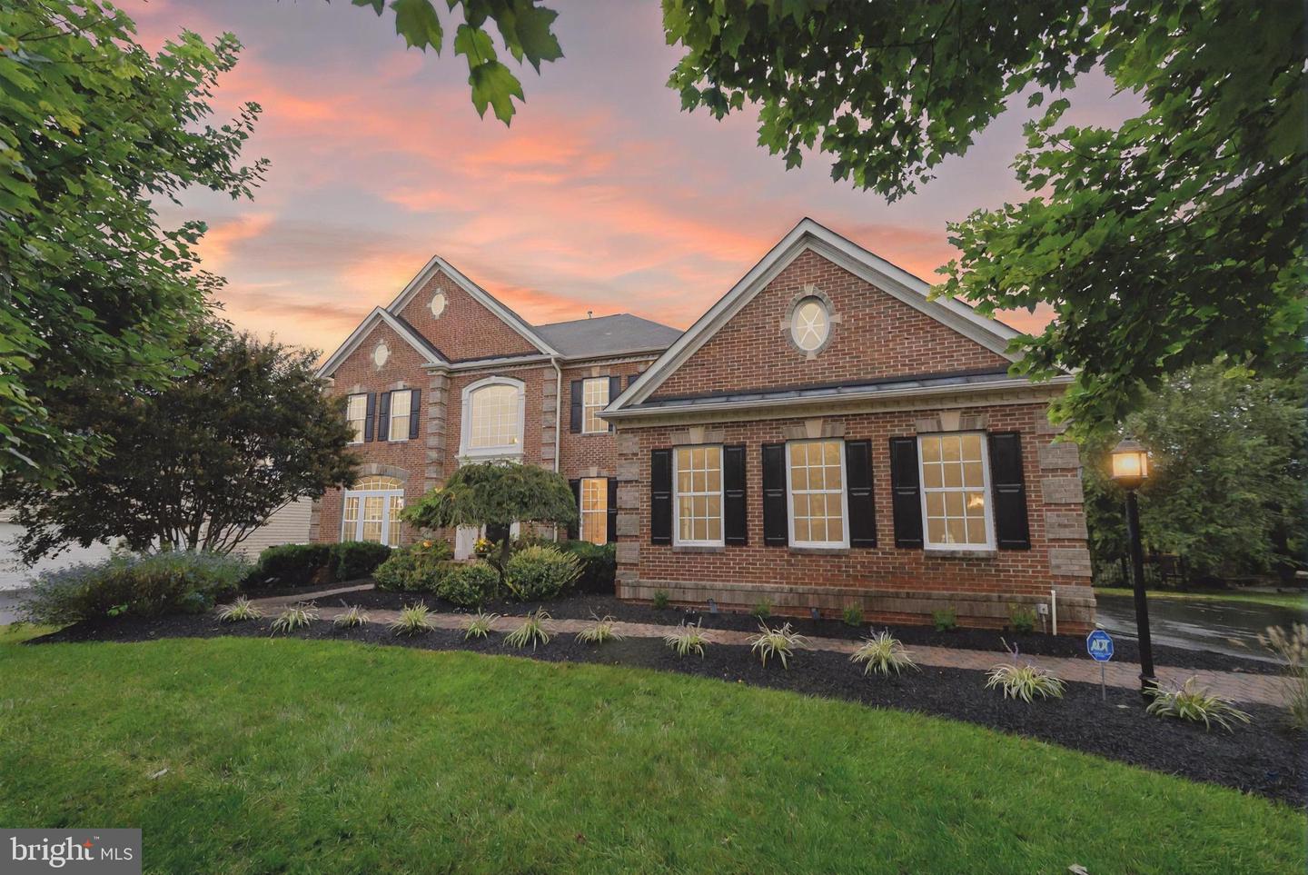 42662 GULICKS LANDING CT, ASHBURN, Virginia 20148, 5 Bedrooms Bedrooms, ,4 BathroomsBathrooms,Residential,For sale,42662 GULICKS LANDING CT,VALO2105938 MLS # VALO2105938