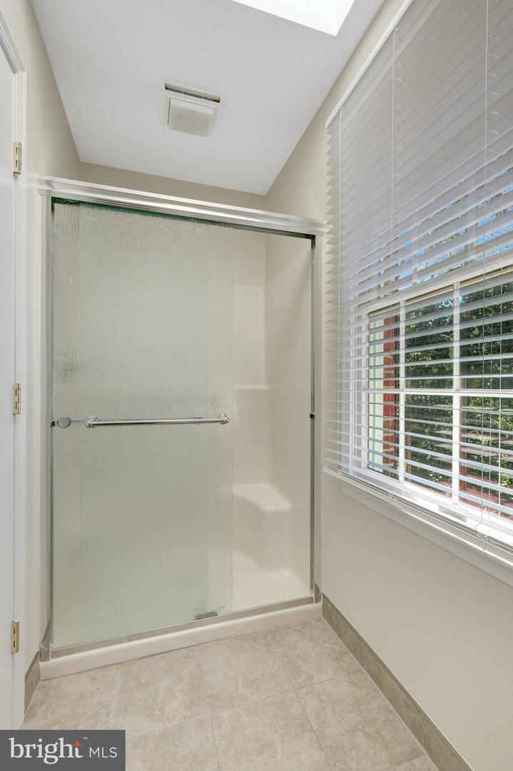 4211 ORCHARD DR, FAIRFAX, Virginia 22032, 4 Bedrooms Bedrooms, ,3 BathroomsBathrooms,Residential,For sale,4211 ORCHARD DR,VAFC2006936 MLS # VAFC2006936