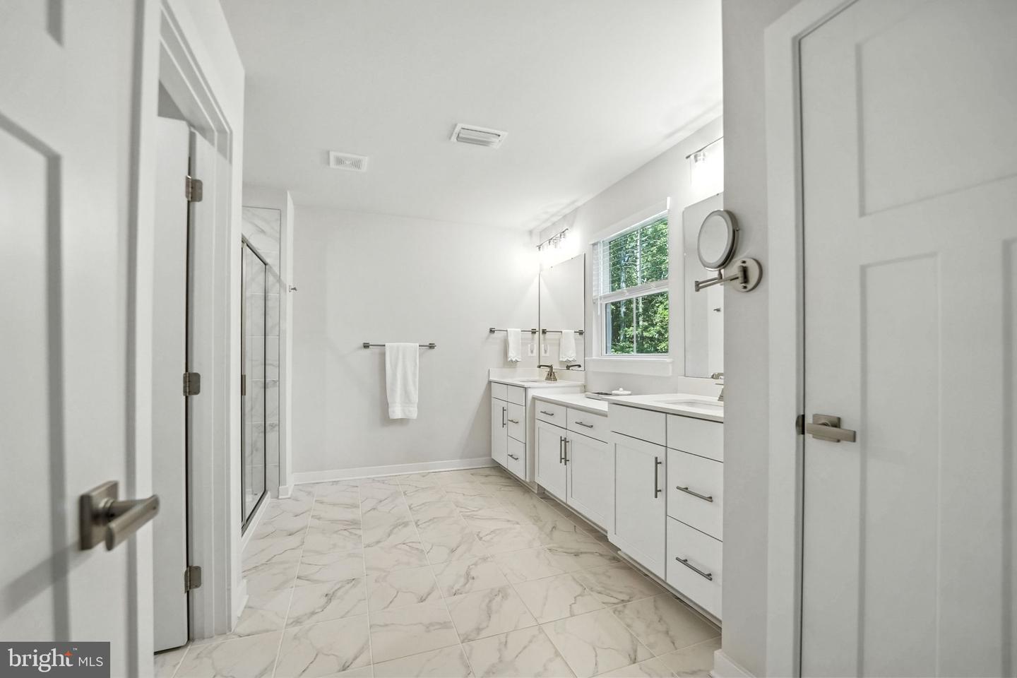 11313 OAKVILLE LN, SPOTSYLVANIA, Virginia 22551, 5 Bedrooms Bedrooms, ,4 BathroomsBathrooms,Residential,For sale,11313 OAKVILLE LN,VASP2036126 MLS # VASP2036126